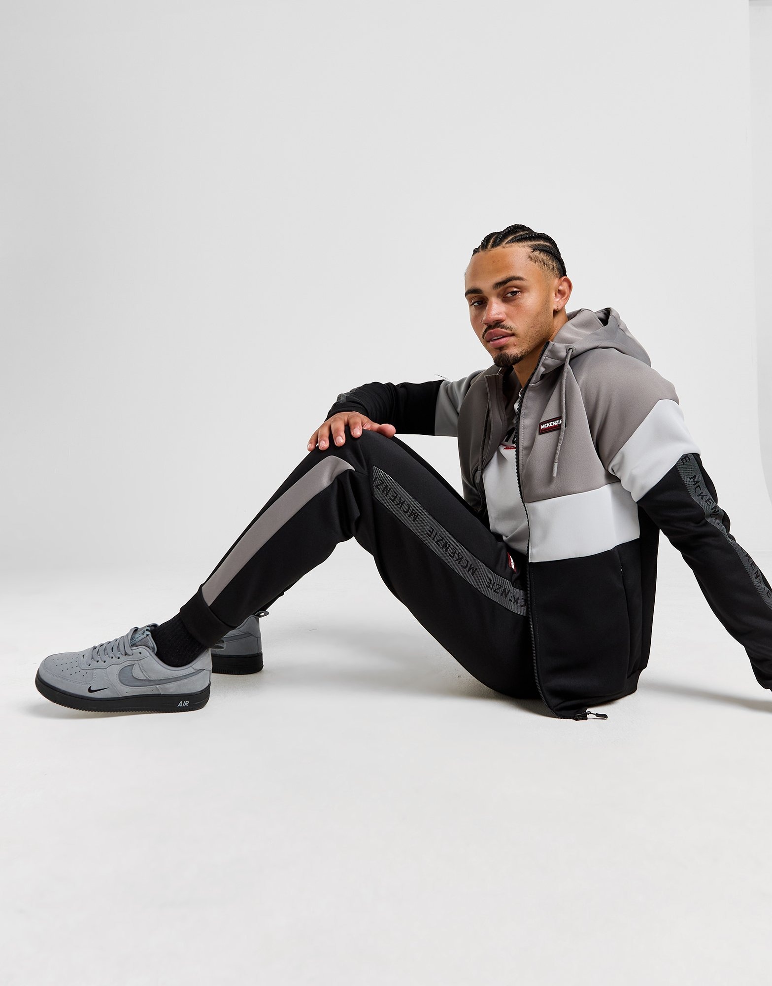 Black McKenzie Tag Poly Fleece Track Pants - JD Sports