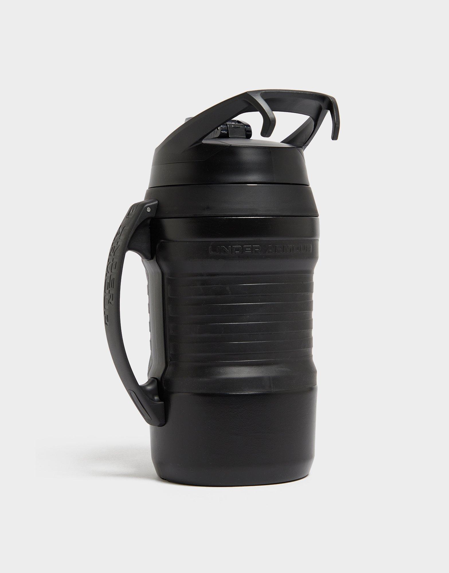 Under Armour 64oz Playmaker Water Bottle