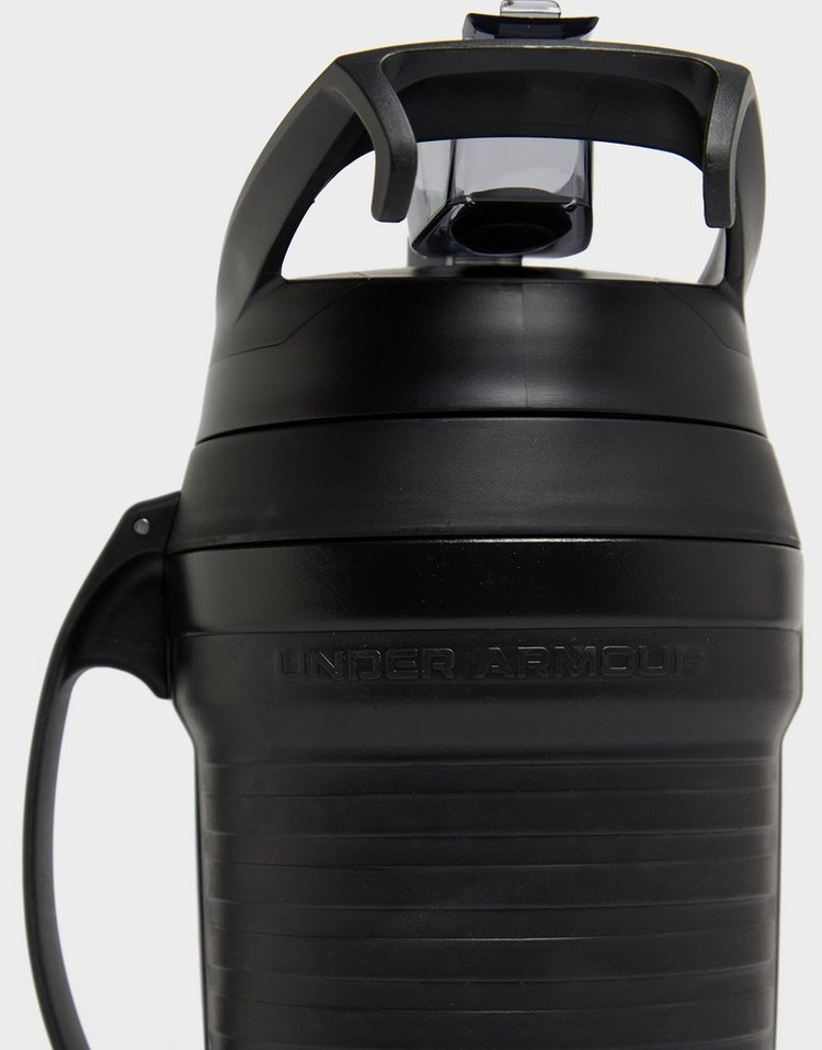 Under Armour 64oz Playmaker Water Bottle