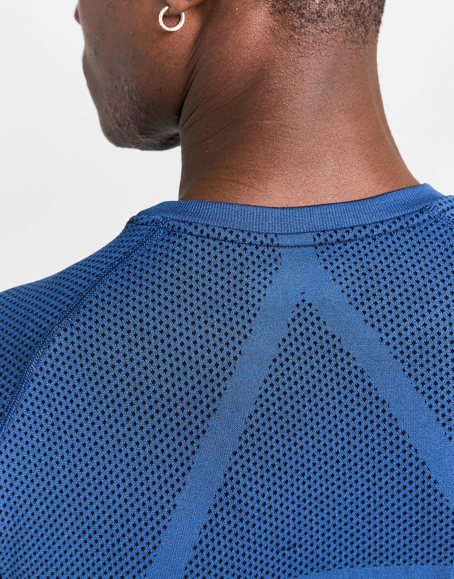 TECHNICALS Chevron T-Shirt