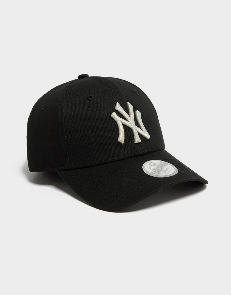 New Era MLB New York Yankees Metallic Logo 940 Cap Women's