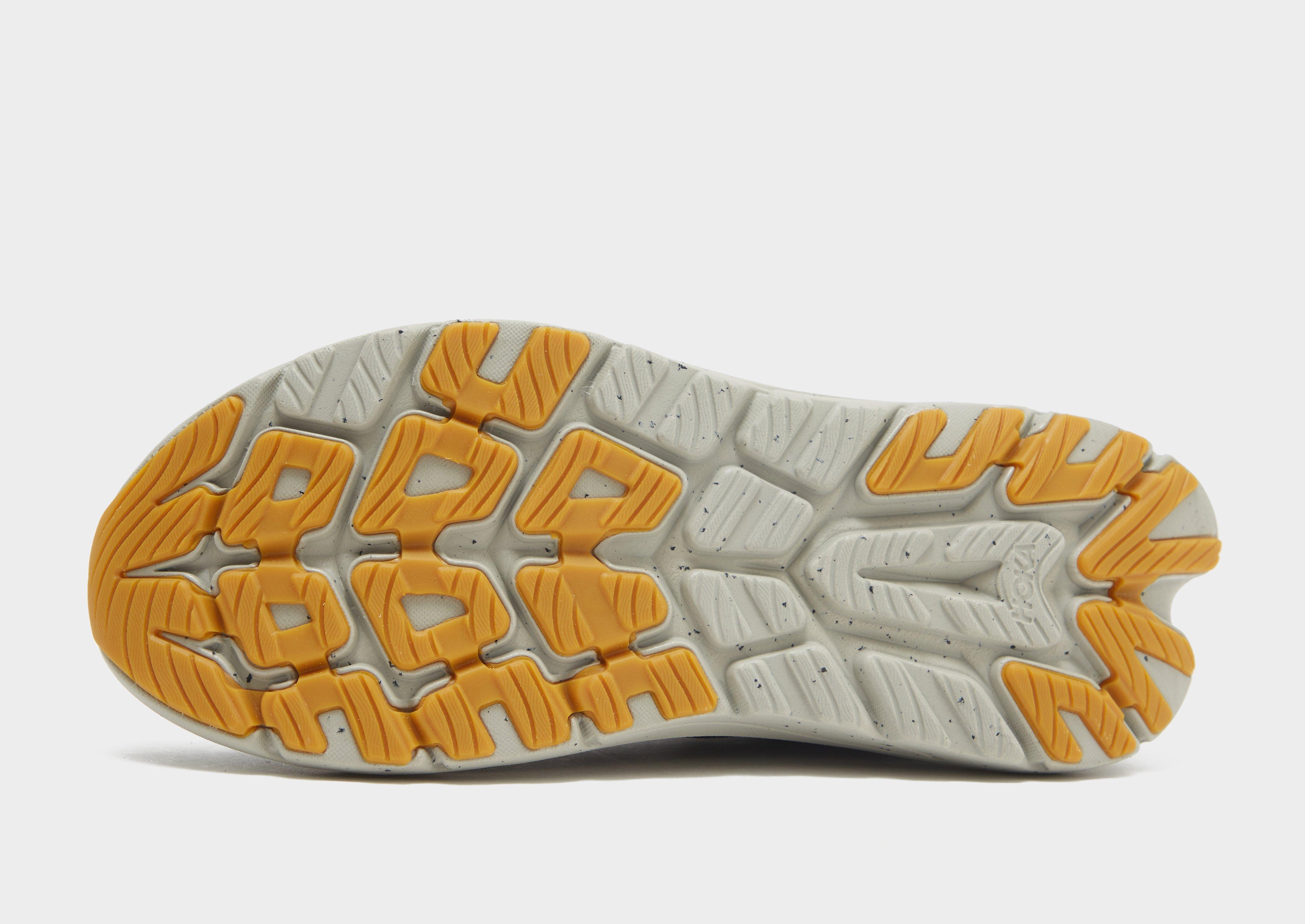 HOKA Kawana 2