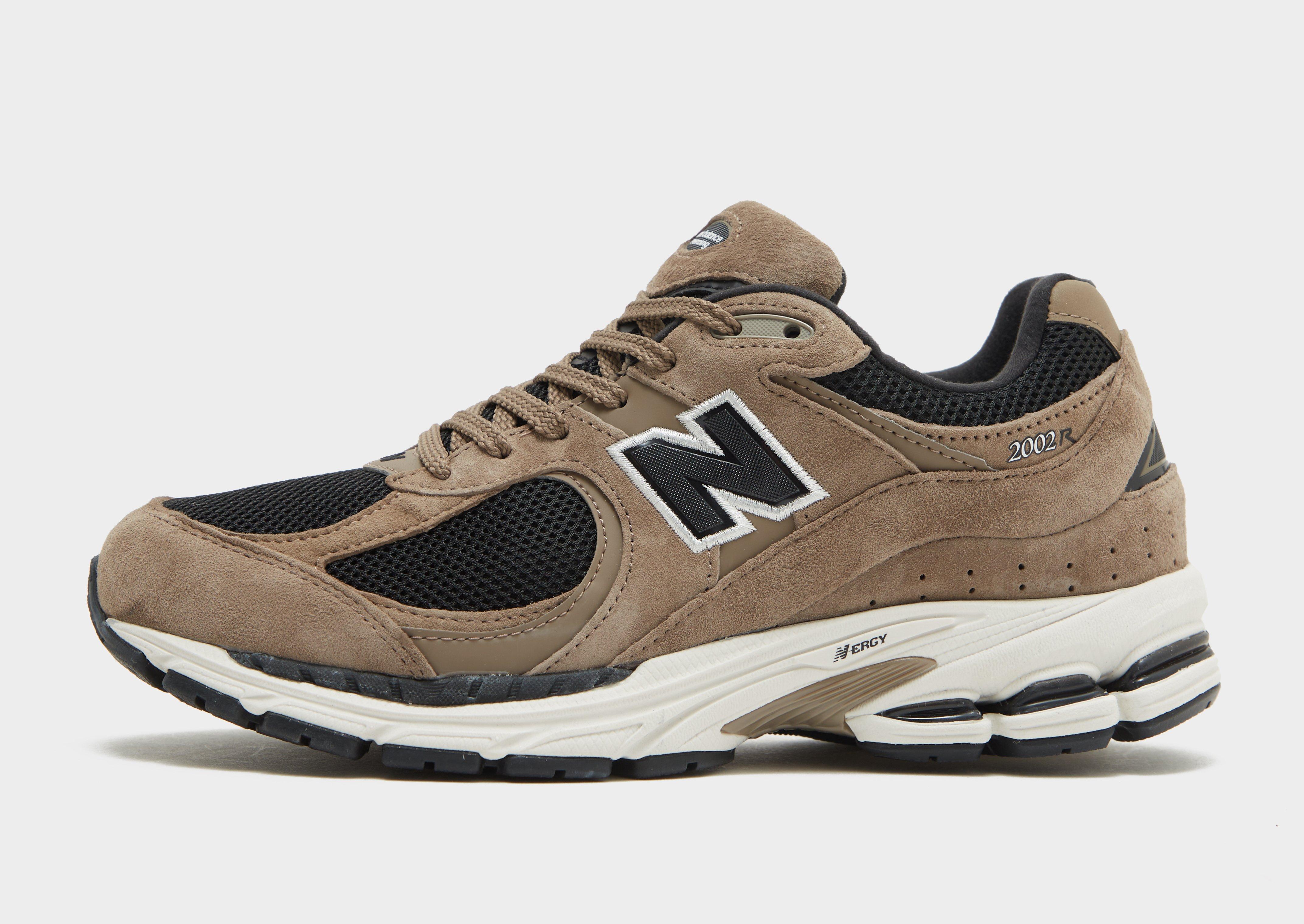 New balance 811 brown deals