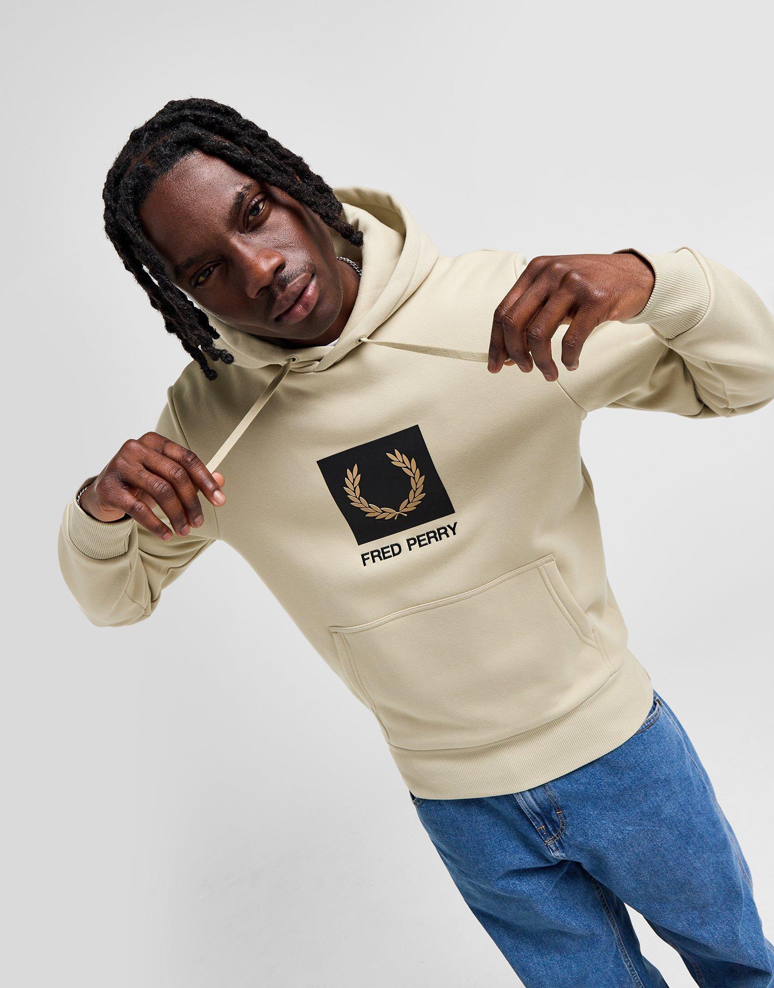 【注目アイテム】FRED PERRY Logo Overhead Hoodie Brown Fred Perry Logo Overhead Hoodie | JD Sports UK