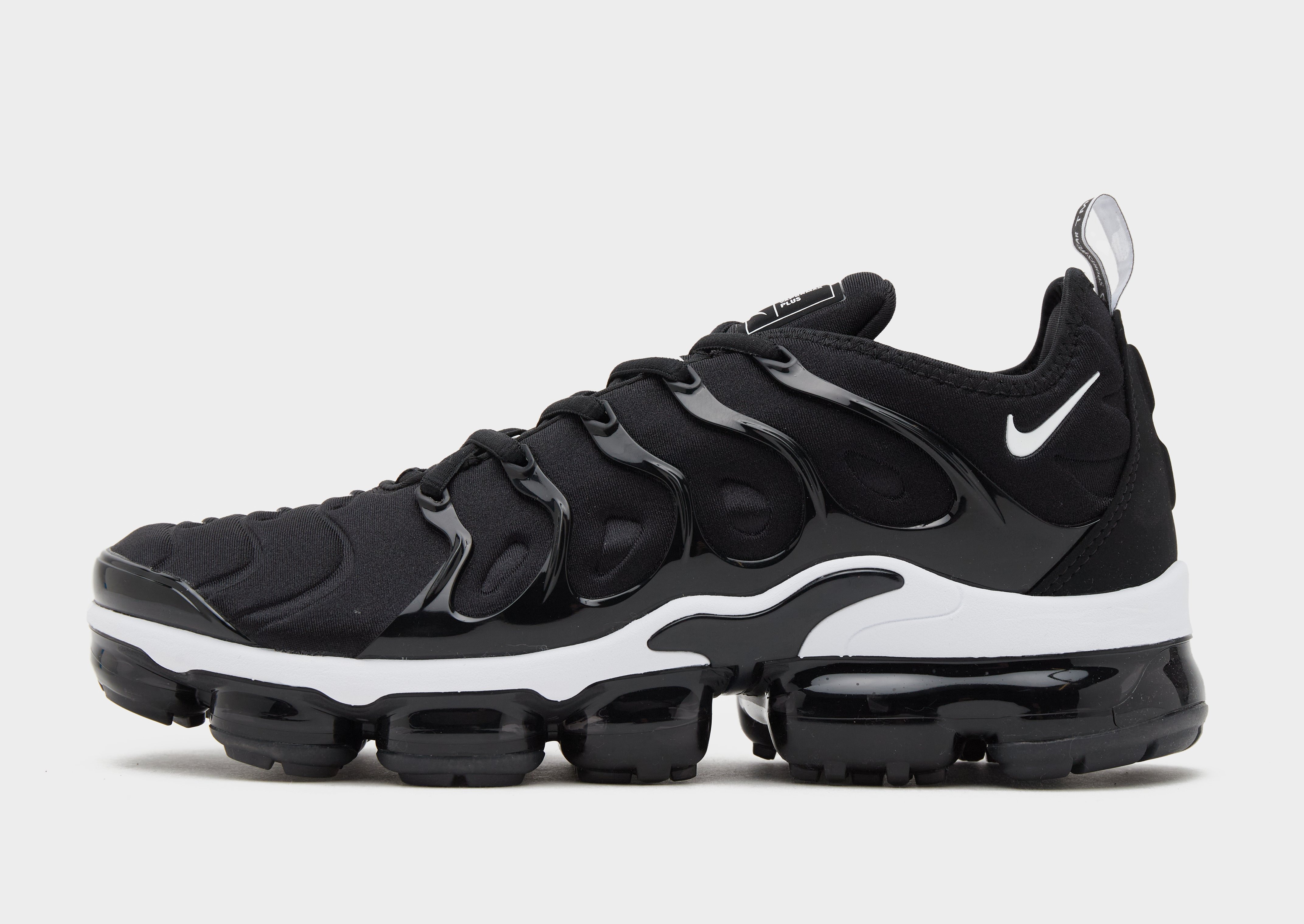 Black and burgundy vapormax best sale
