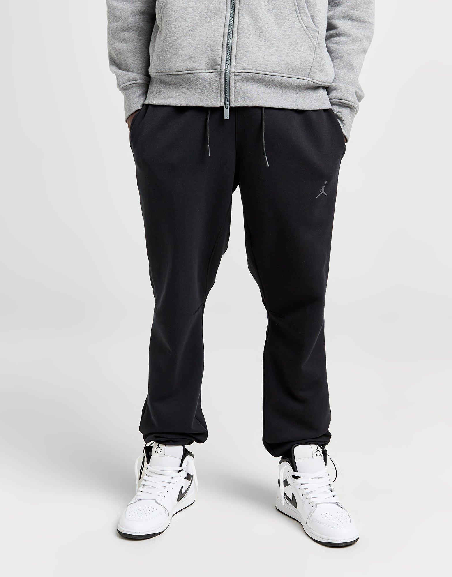 Black jordan joggers online