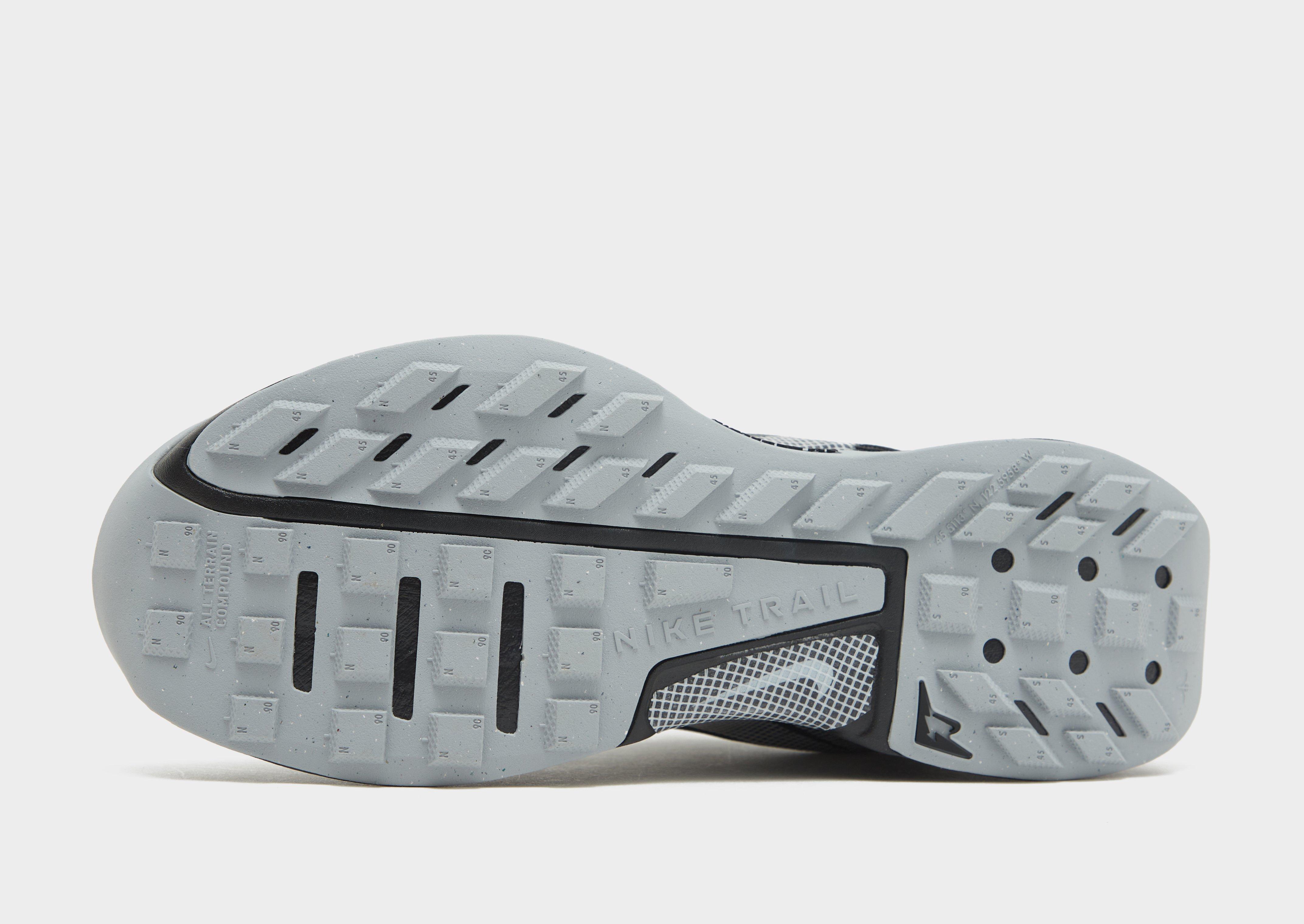 Nike Juniper Trail 3