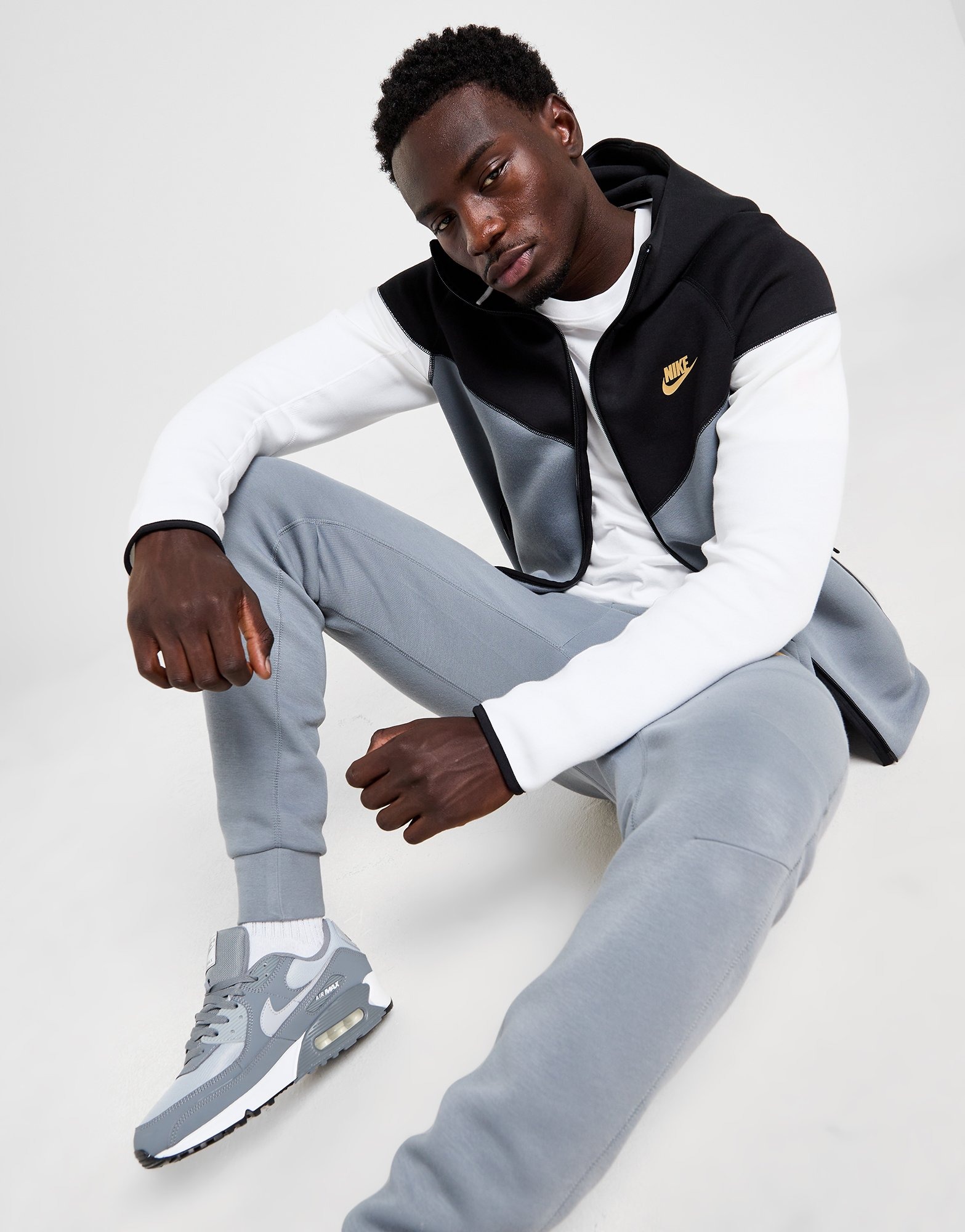 mens nike tech fleece hoodie grey