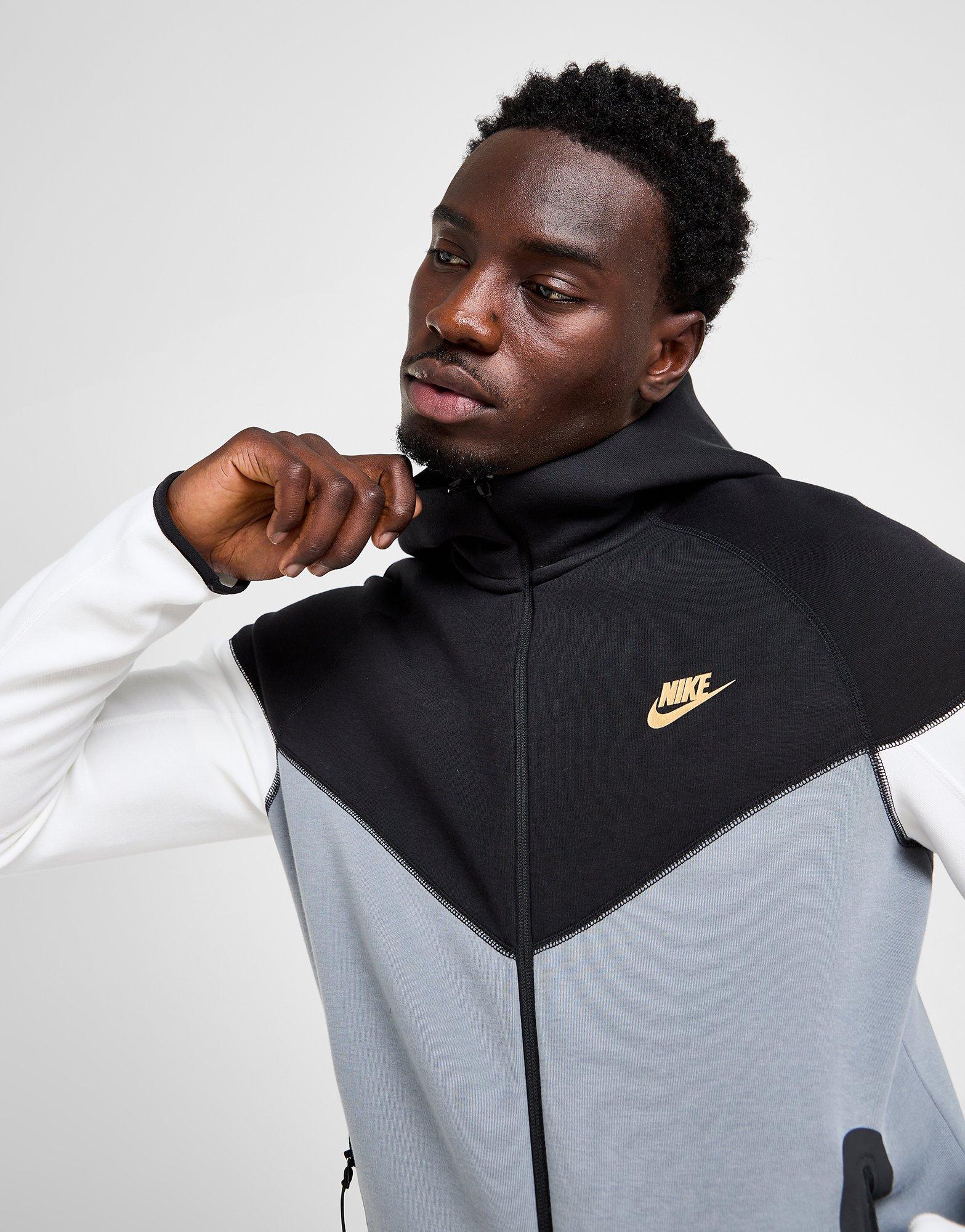 Nike Tech Fleece Hoodie
