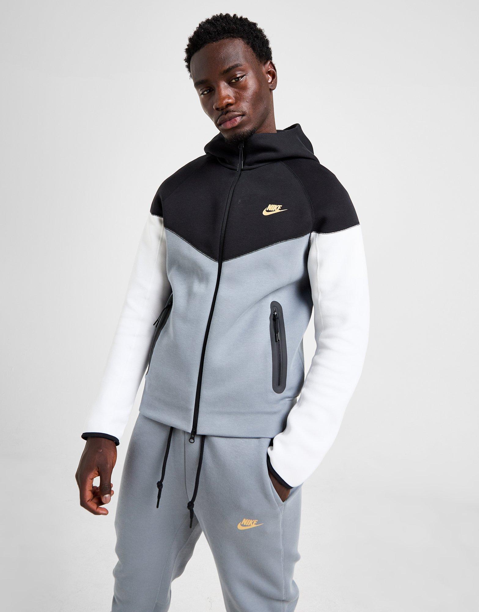 Nike Tech Fleece Hoodie