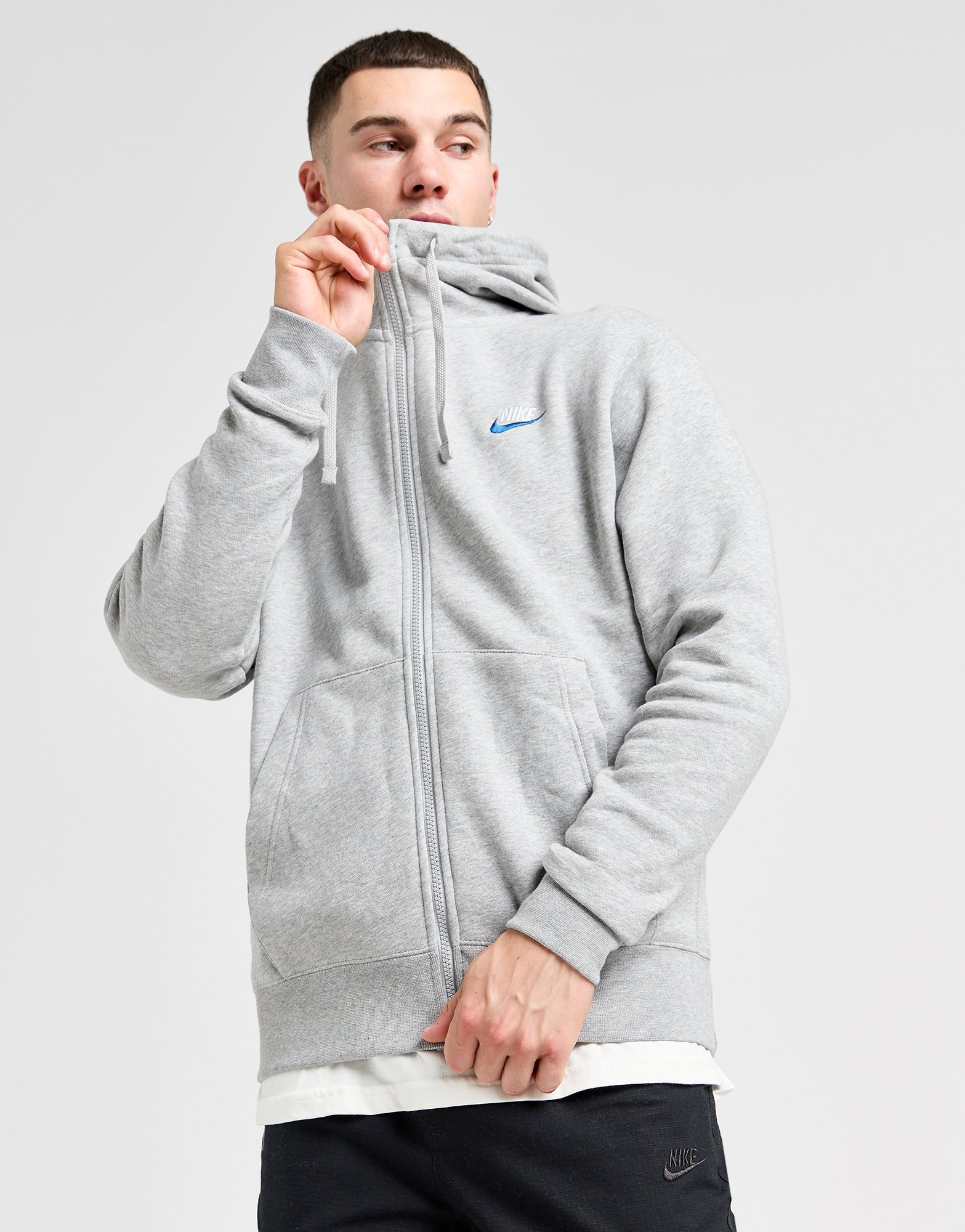 Nike white zip up jacket hotsell