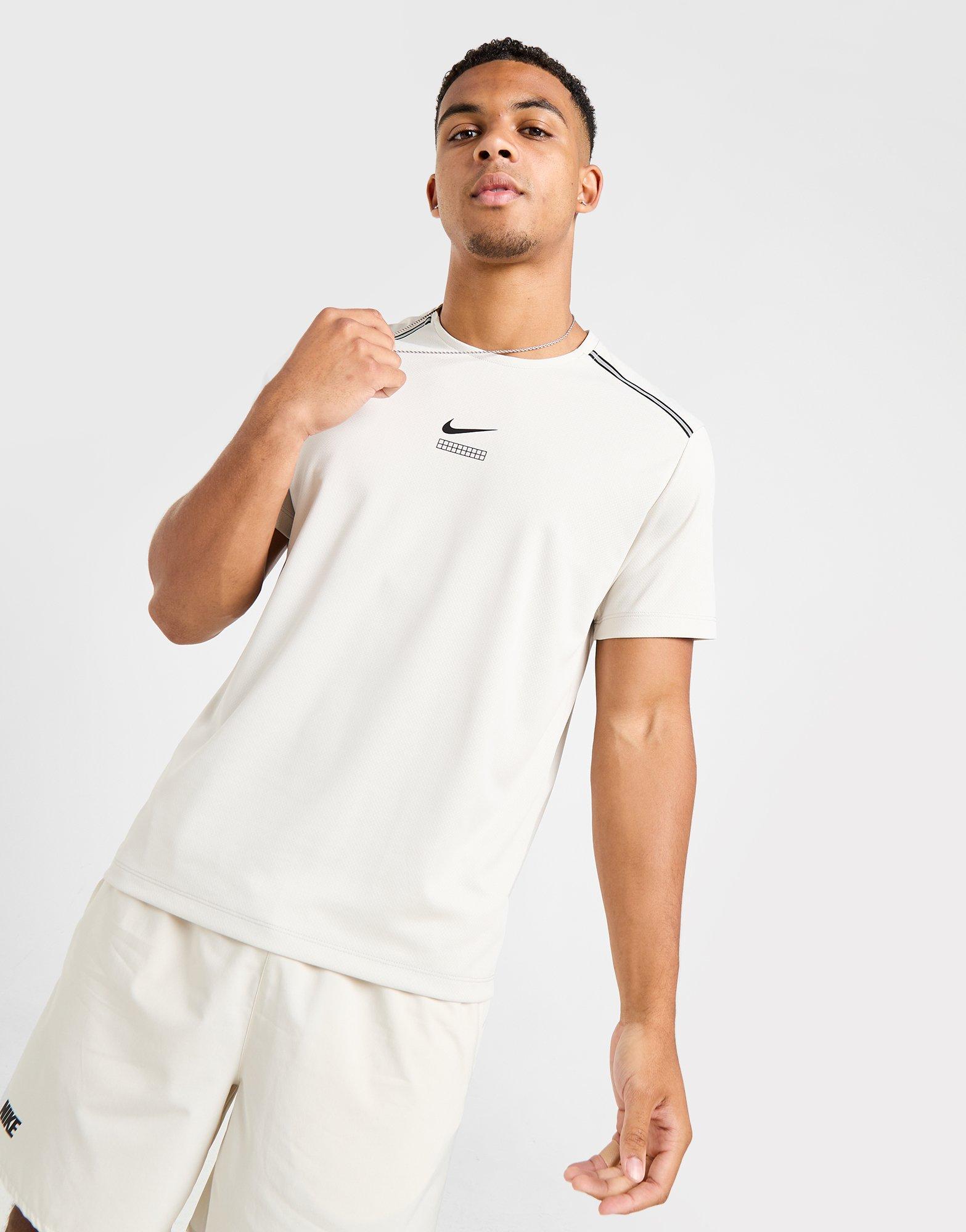 Nike Miler Graphic T-Shirt