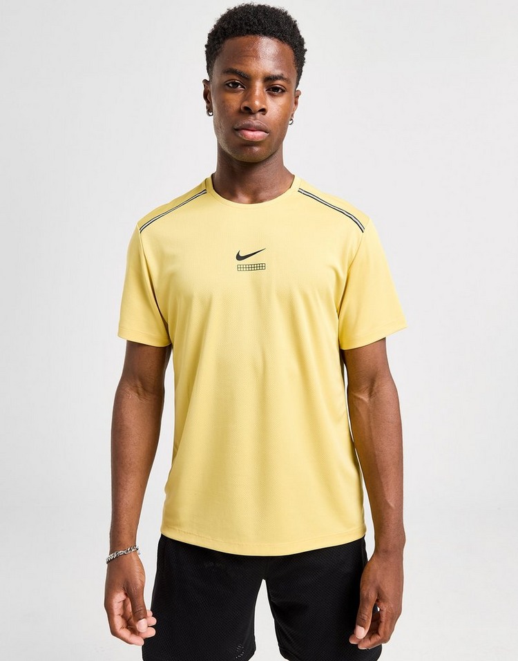 Nike Miler Graphic T-Shirt
