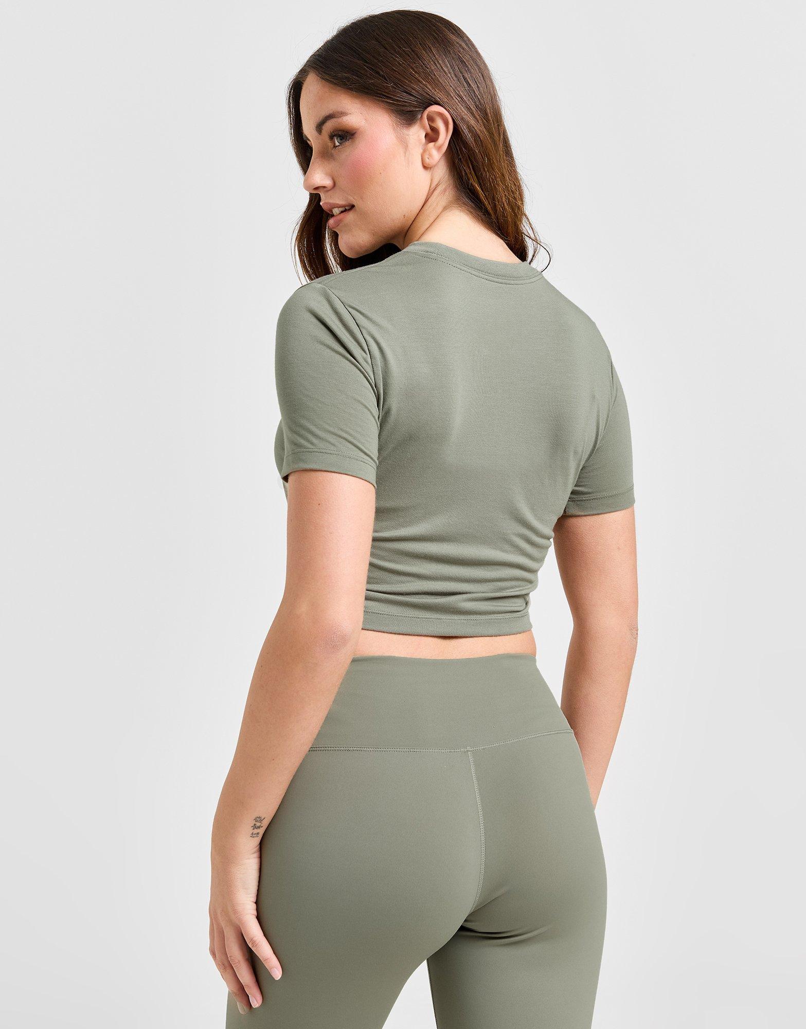 Nike Essential Slim Crop Top