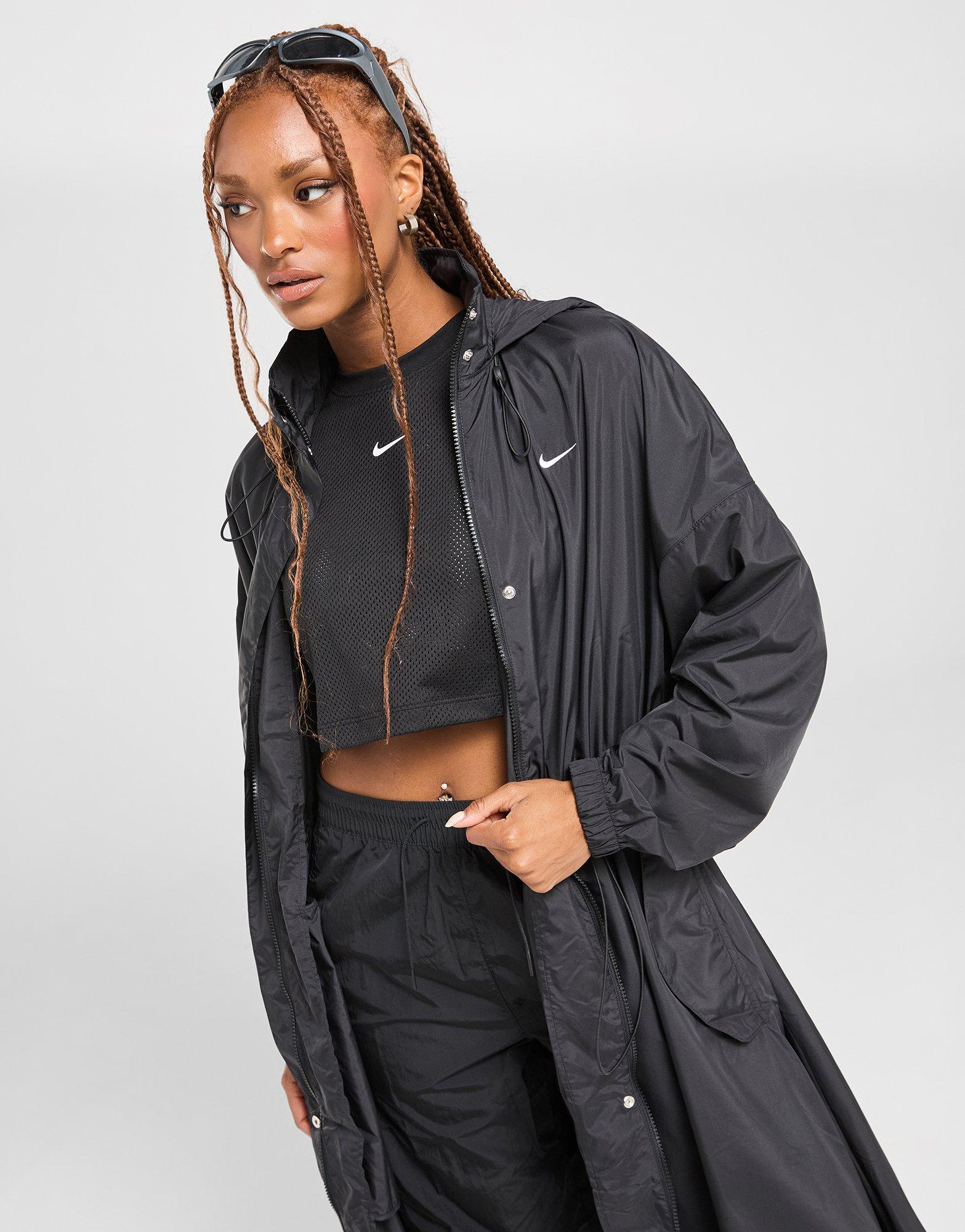 Nike raincoat womens deals