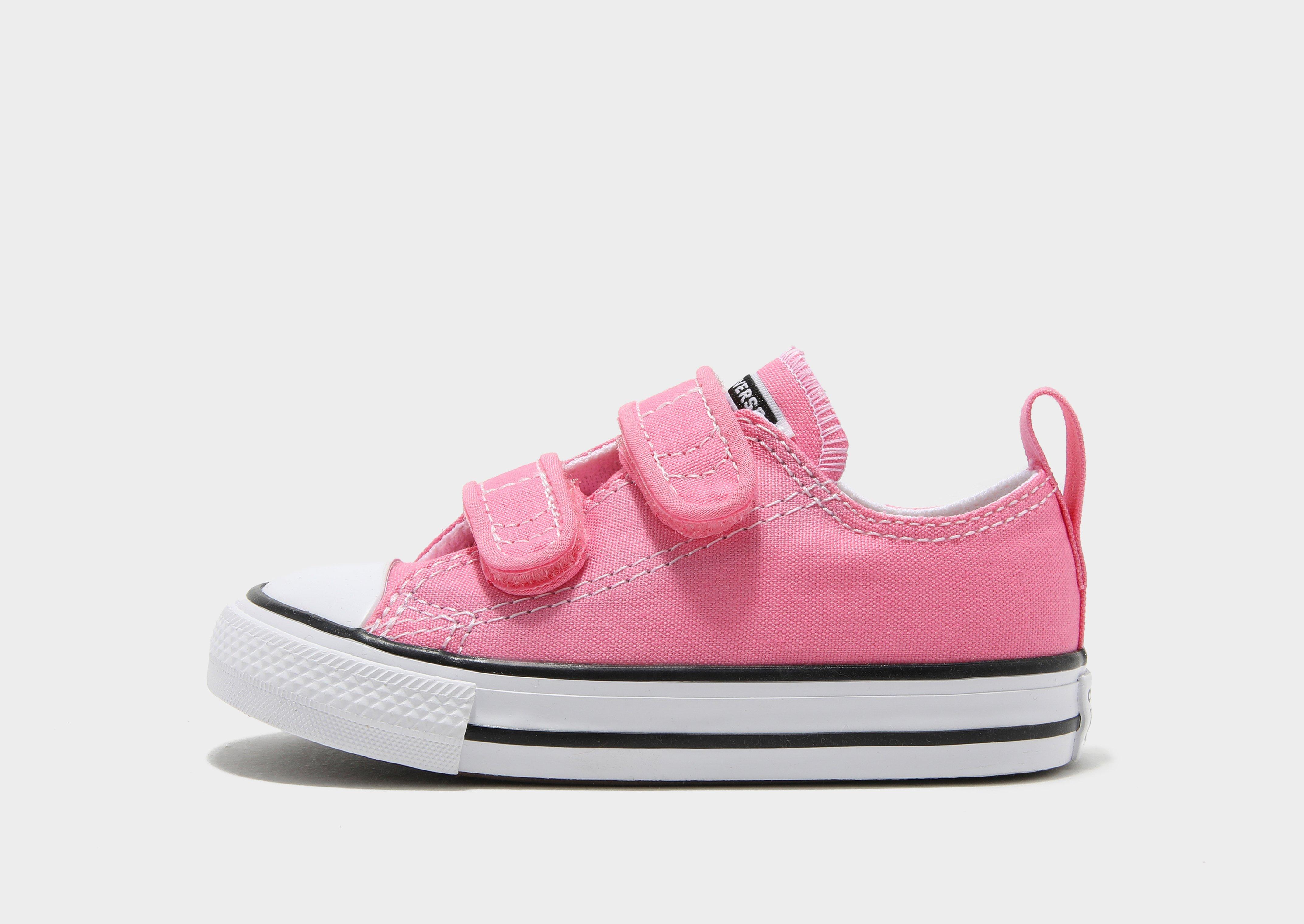 pink chuck taylor