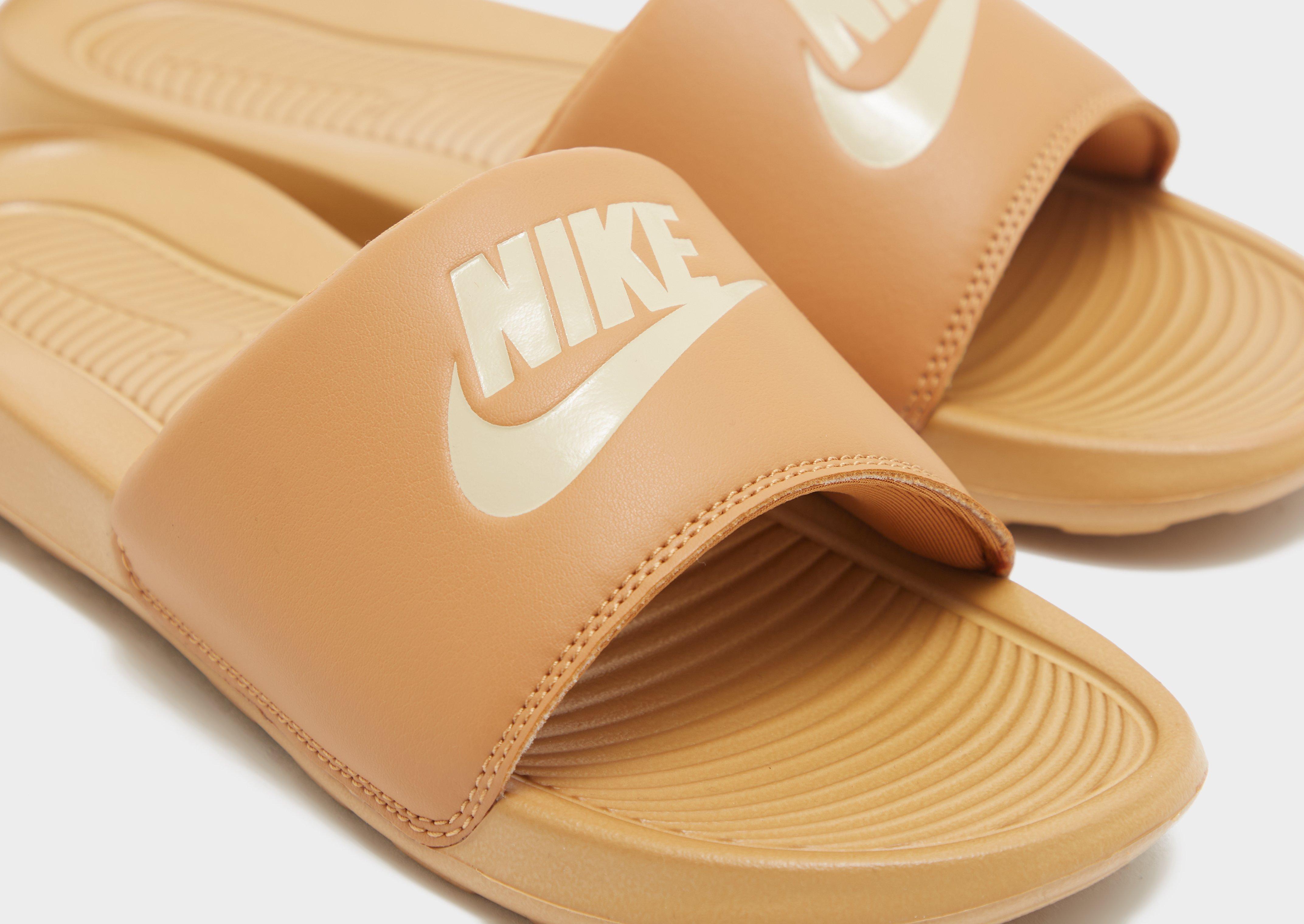 Brown Nike Victori One Slides Women s JD Sports UK