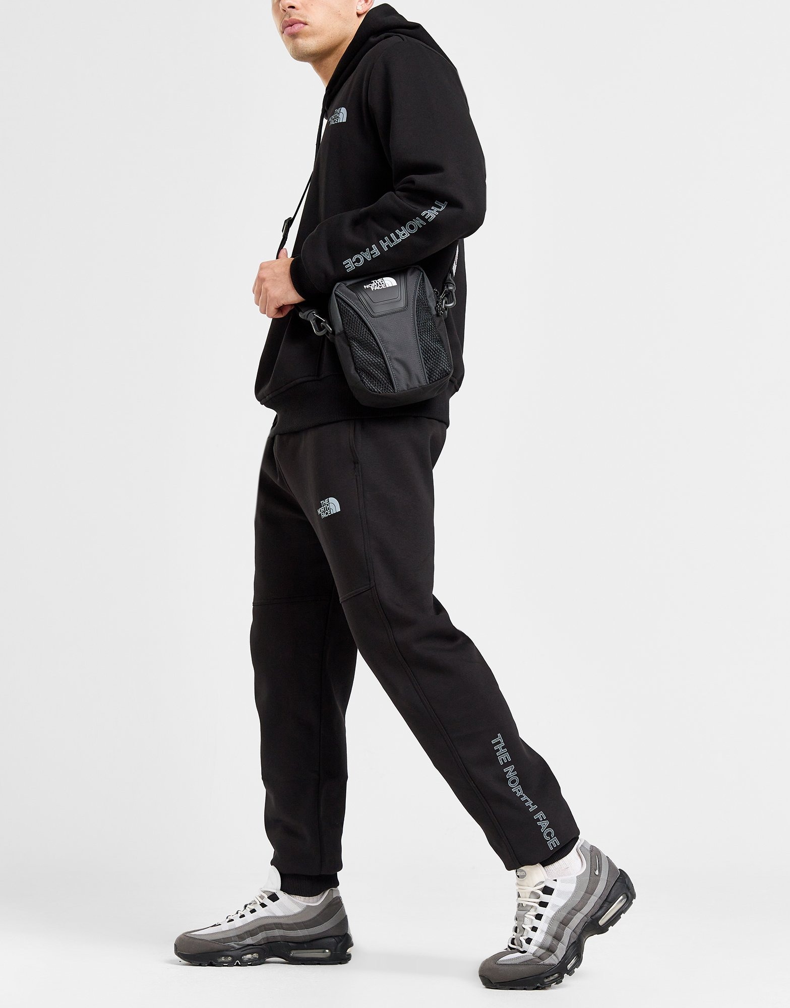 The North Face Outline Track Pants