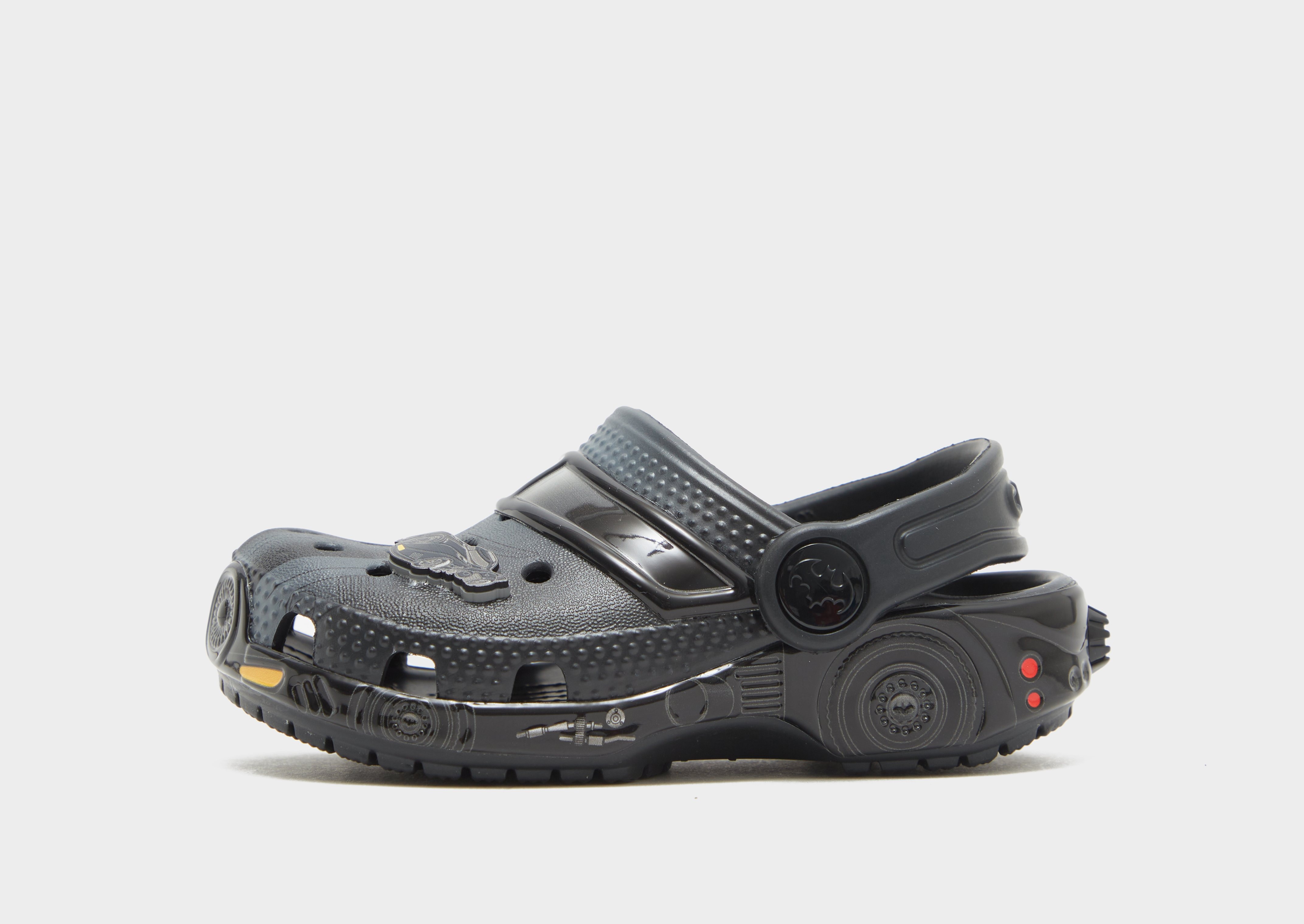 Crocs rate shop