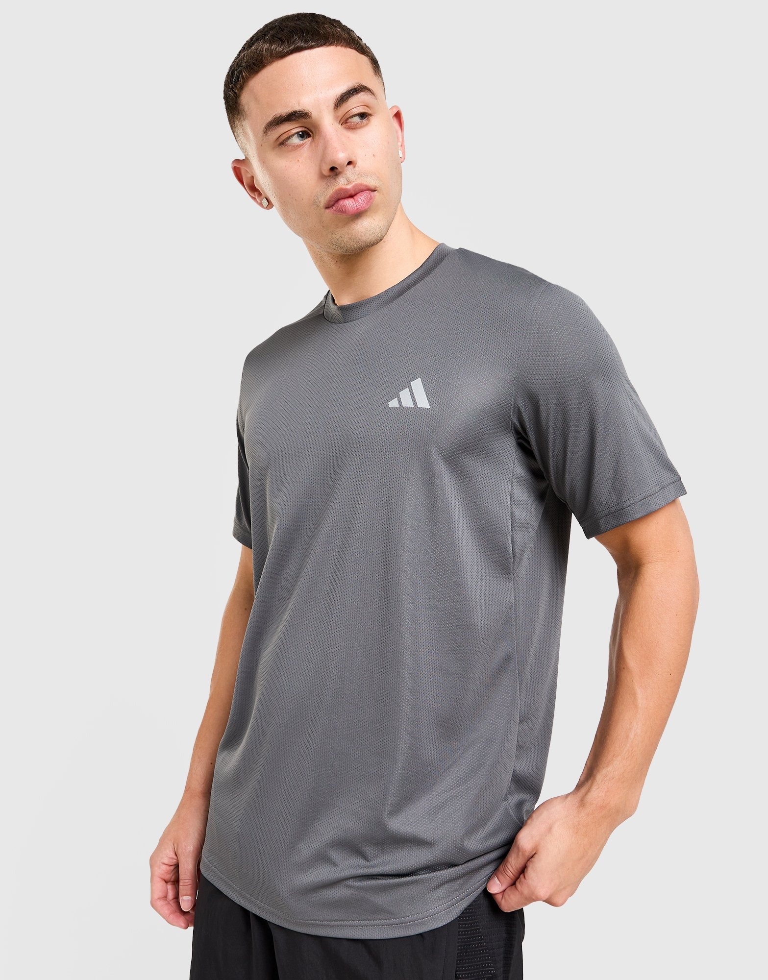 Adidas shirt grau deals