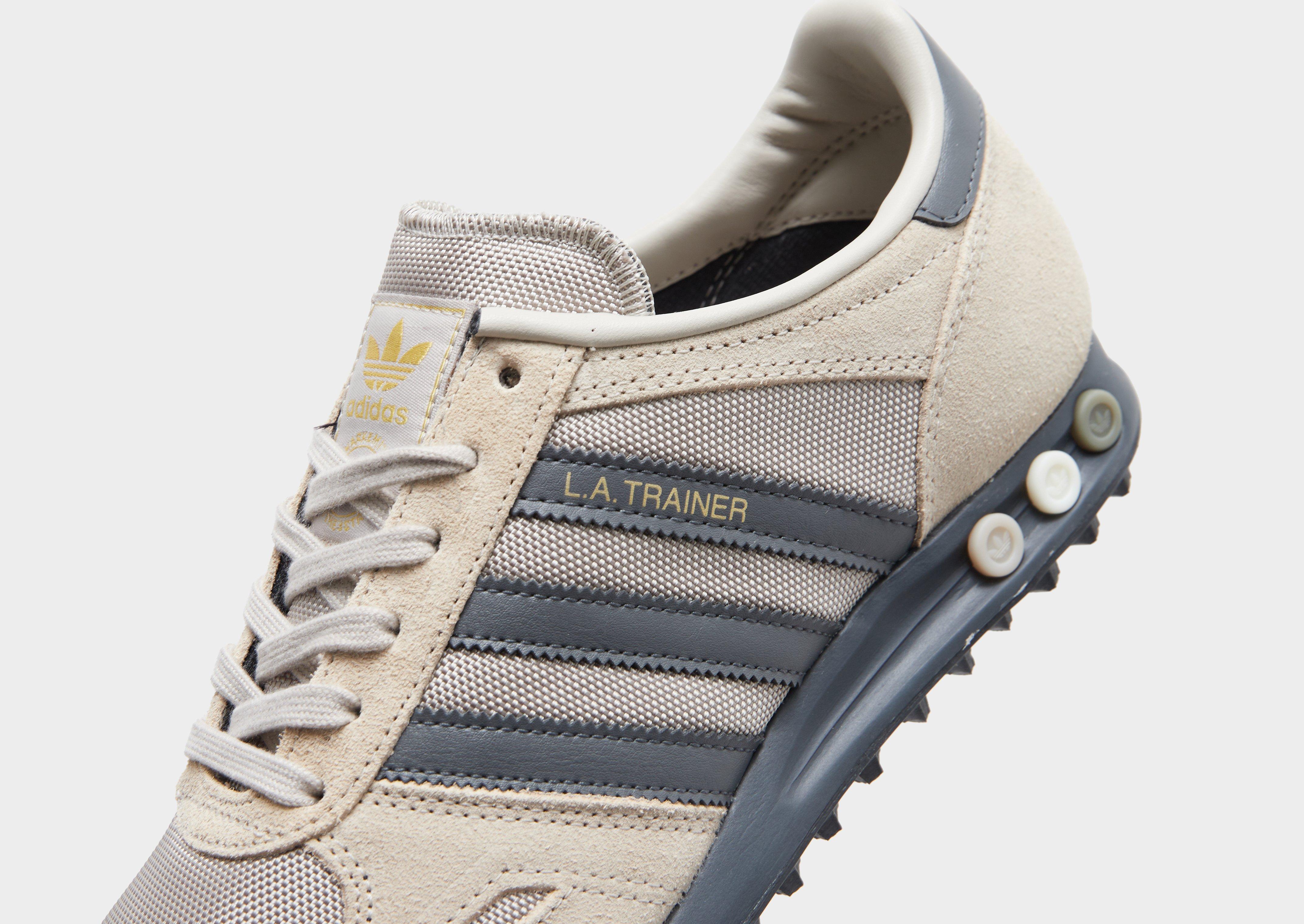 Adidas trainer beige best sale