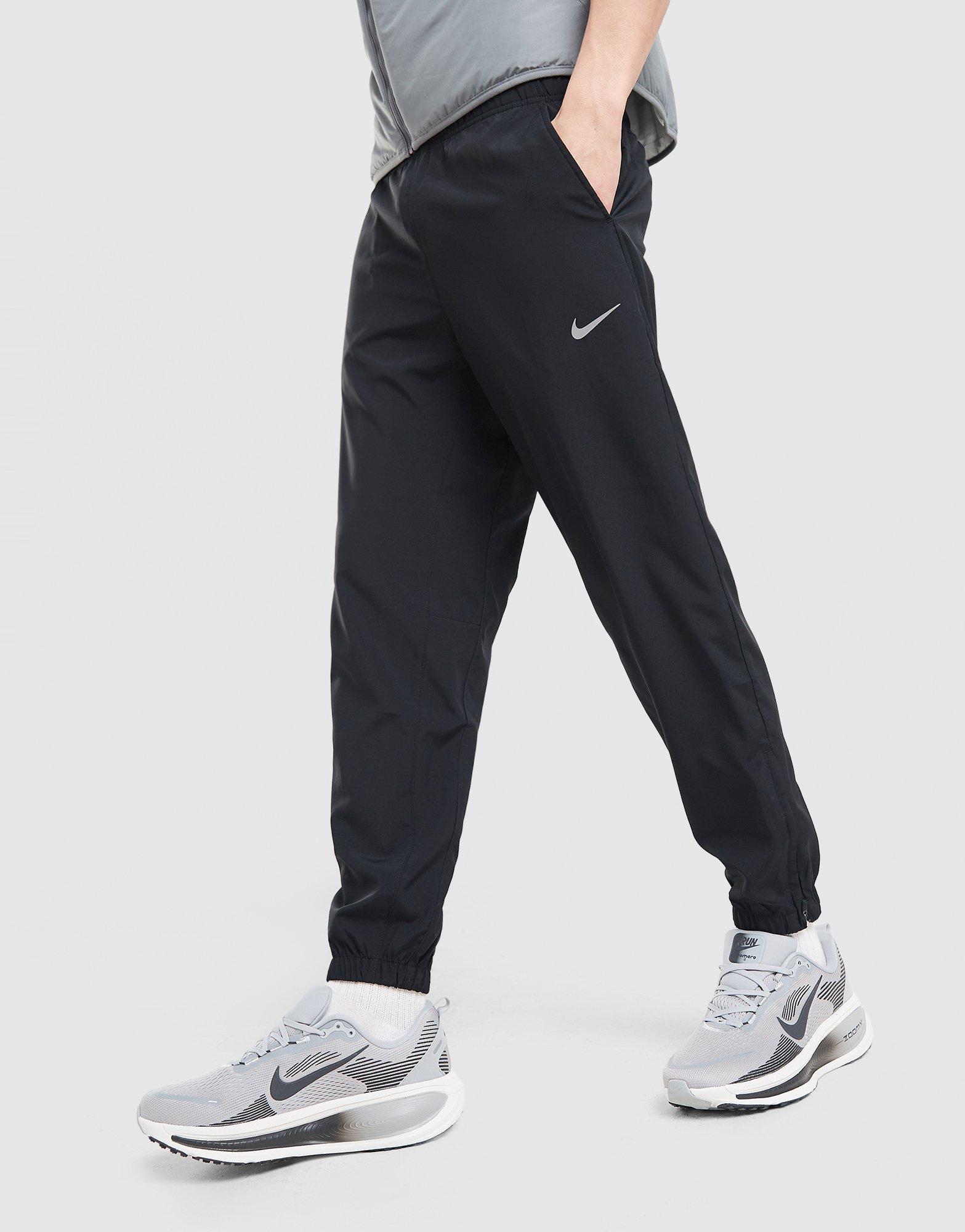 Nike NIKE FORM MEN'S DRI-FIT
