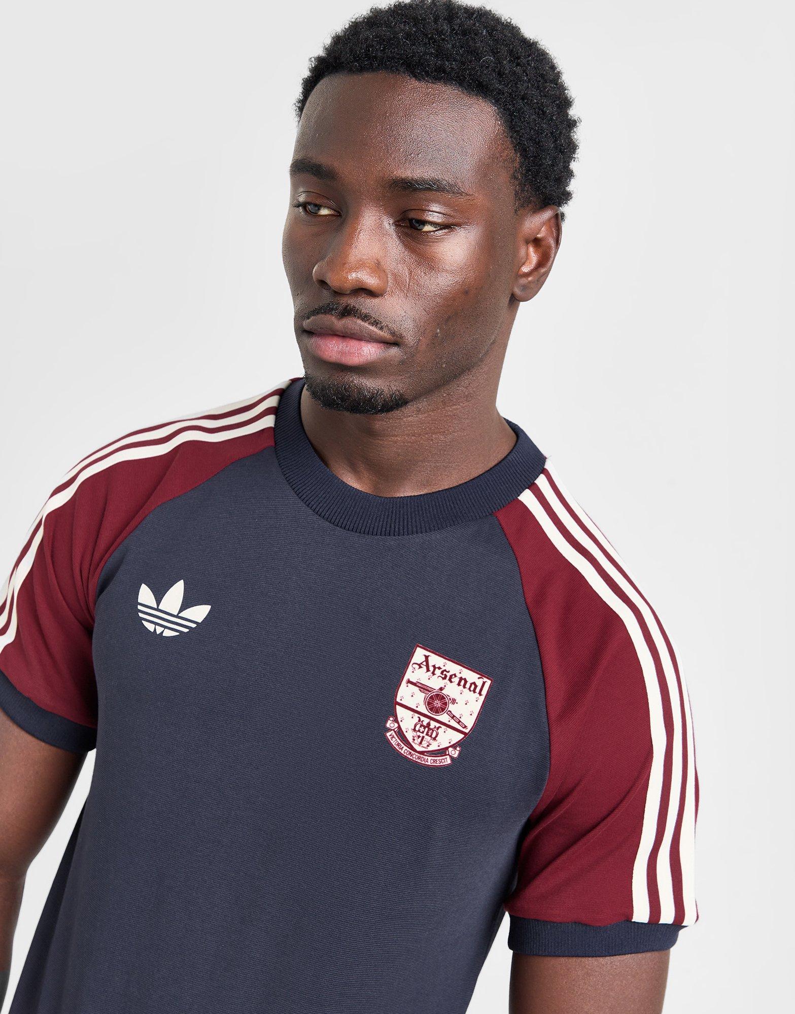 Adidas originals t shirt burgundy best sale