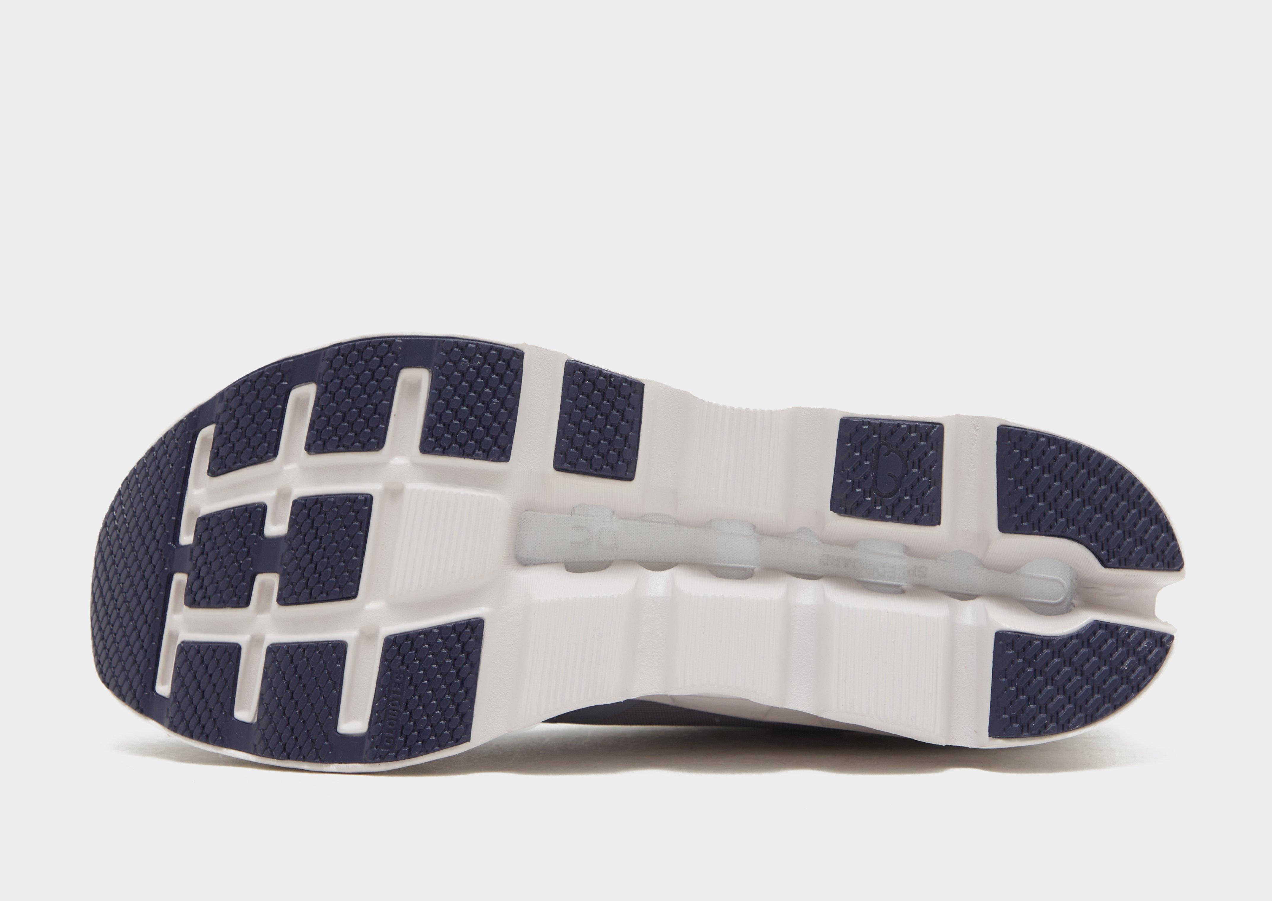 On Running Cloudstratus