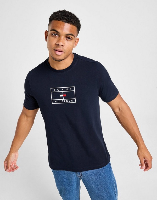 Tommy Hilfiger T-Shirt Large Flag Graphic