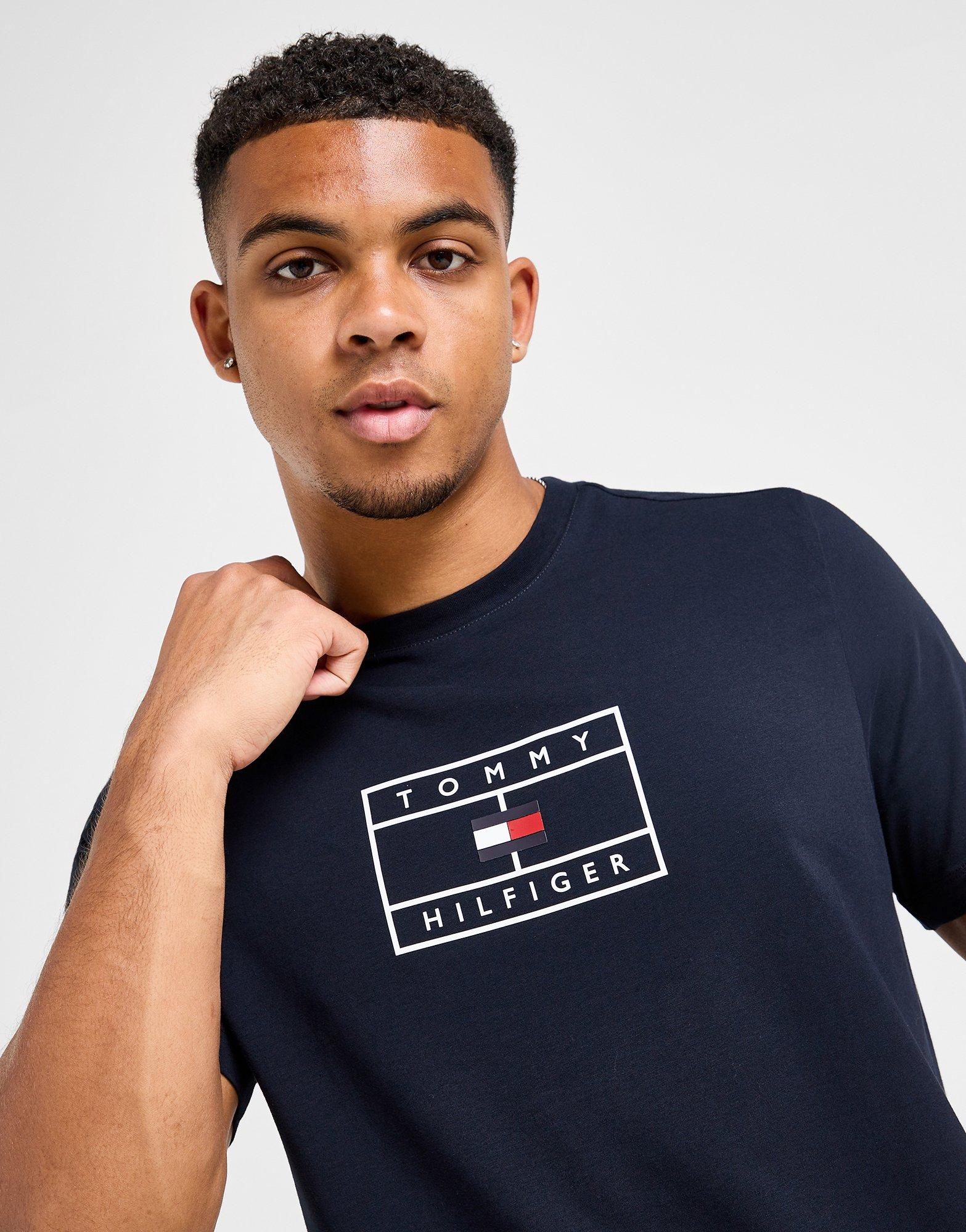 Tommy Hilfiger T-Shirt Large Flag Graphic