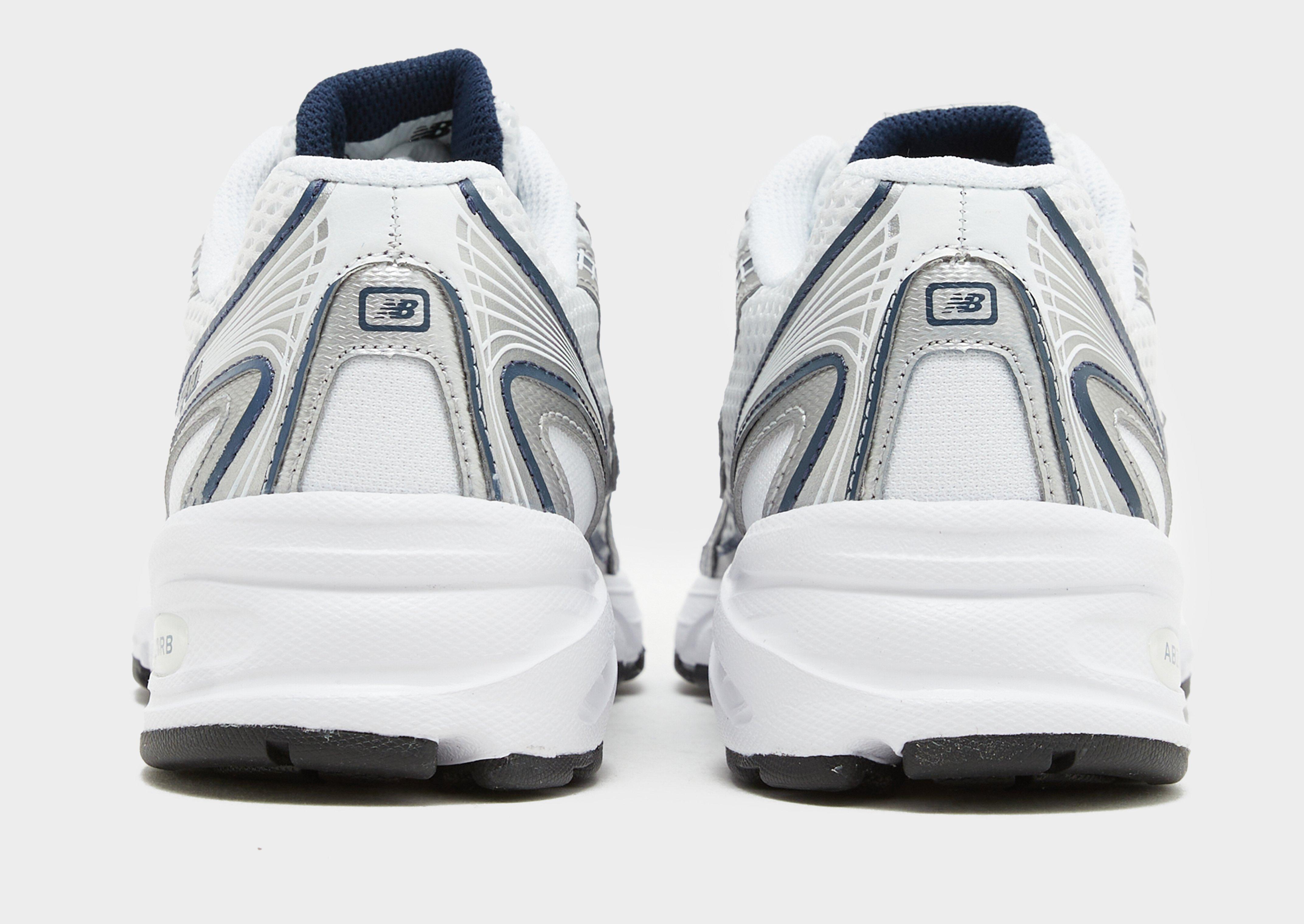 New Balance 740 Women's