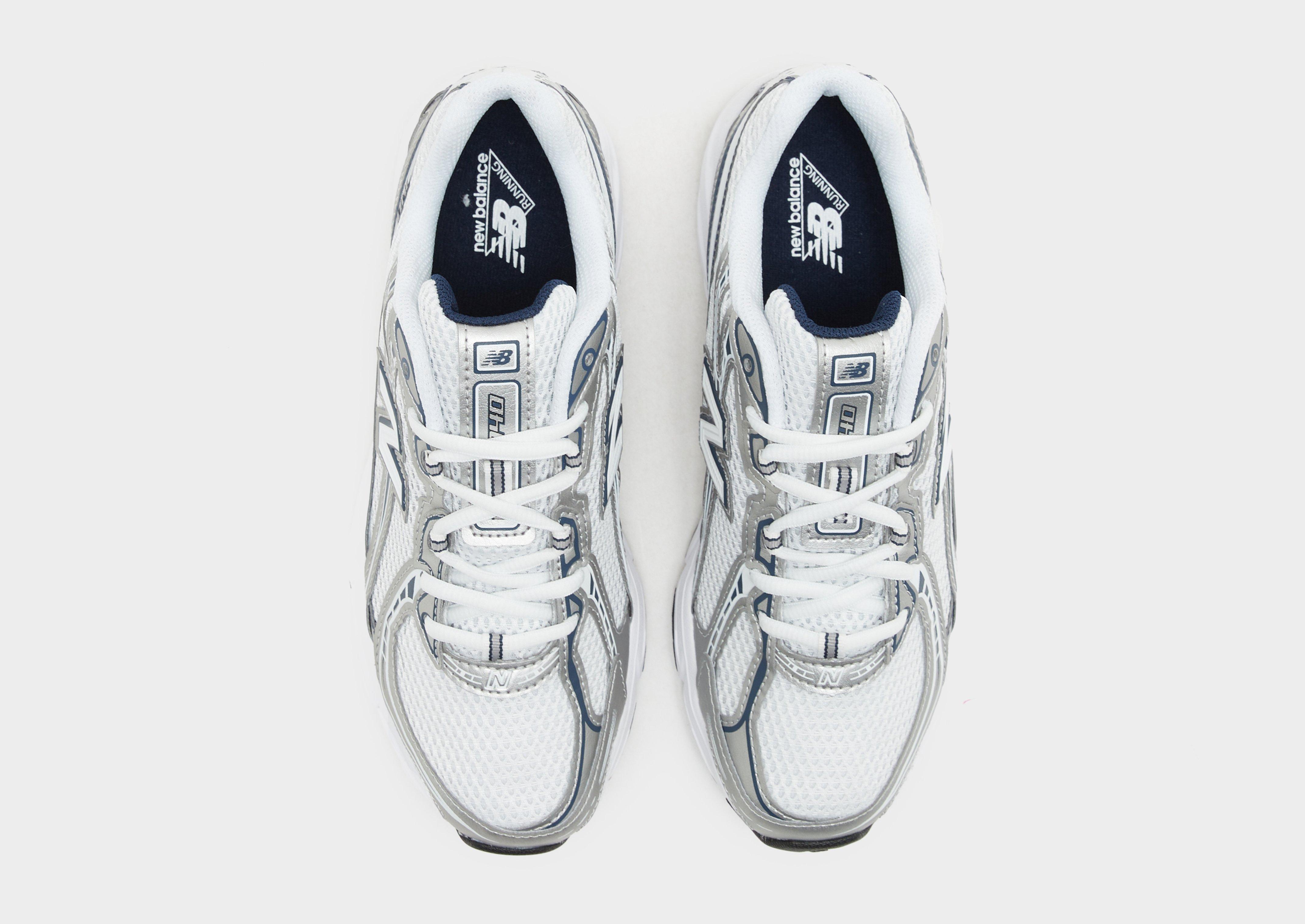 New Balance 740 Women's