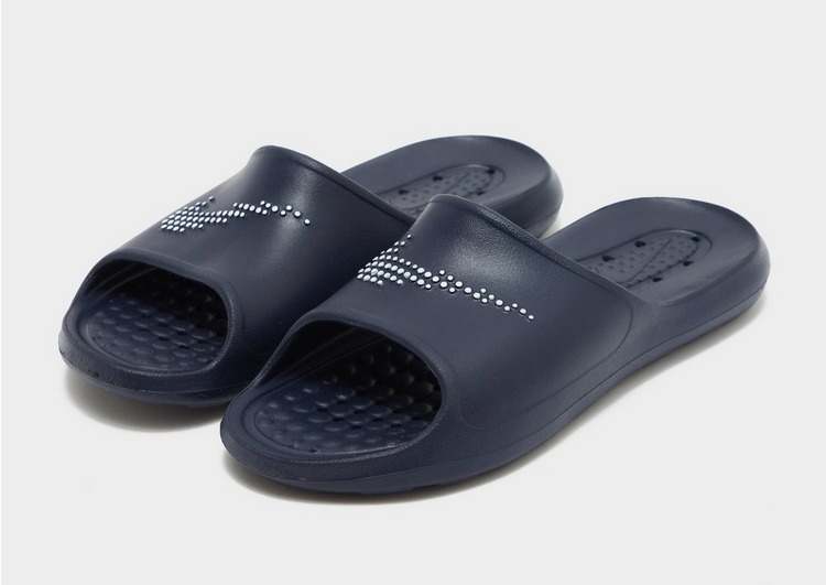 Nike Victori Shower Slides