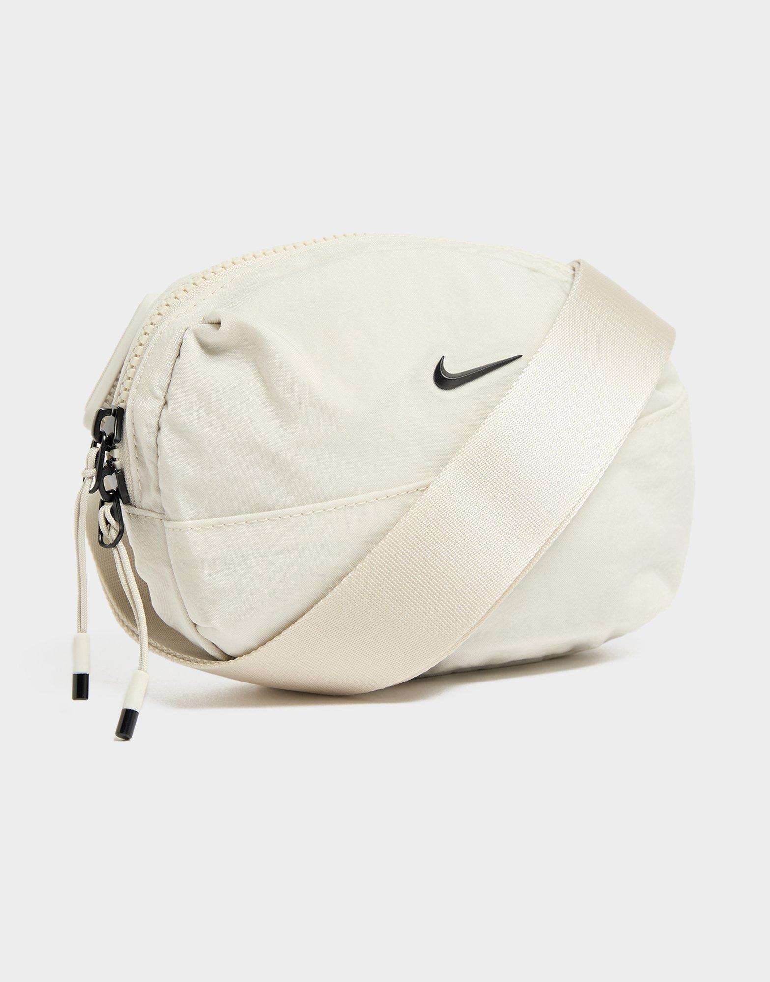 Nike Aura Crossbody Bag