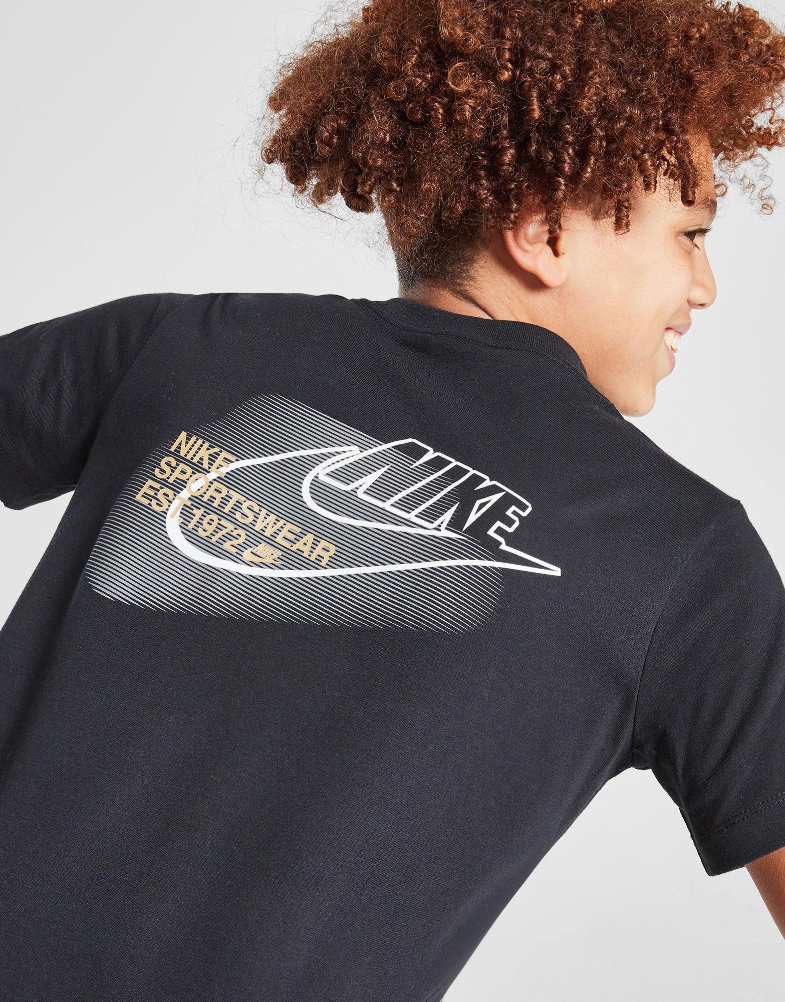 Nike Standard Issue Graphic Logo T-Shirt Junior