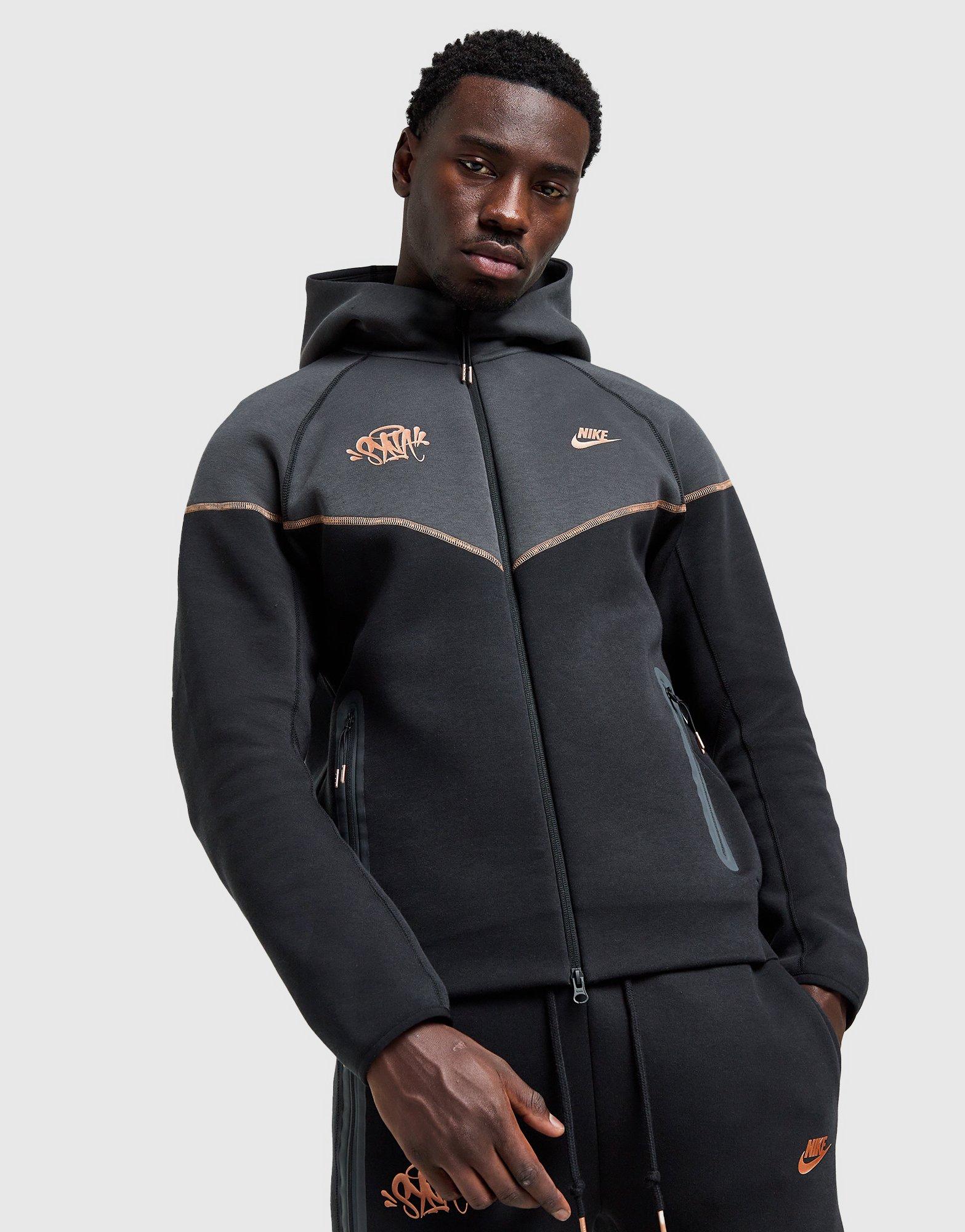 Nike Felpa con Cappuccio Tech Fleece Full Zip Central Cee