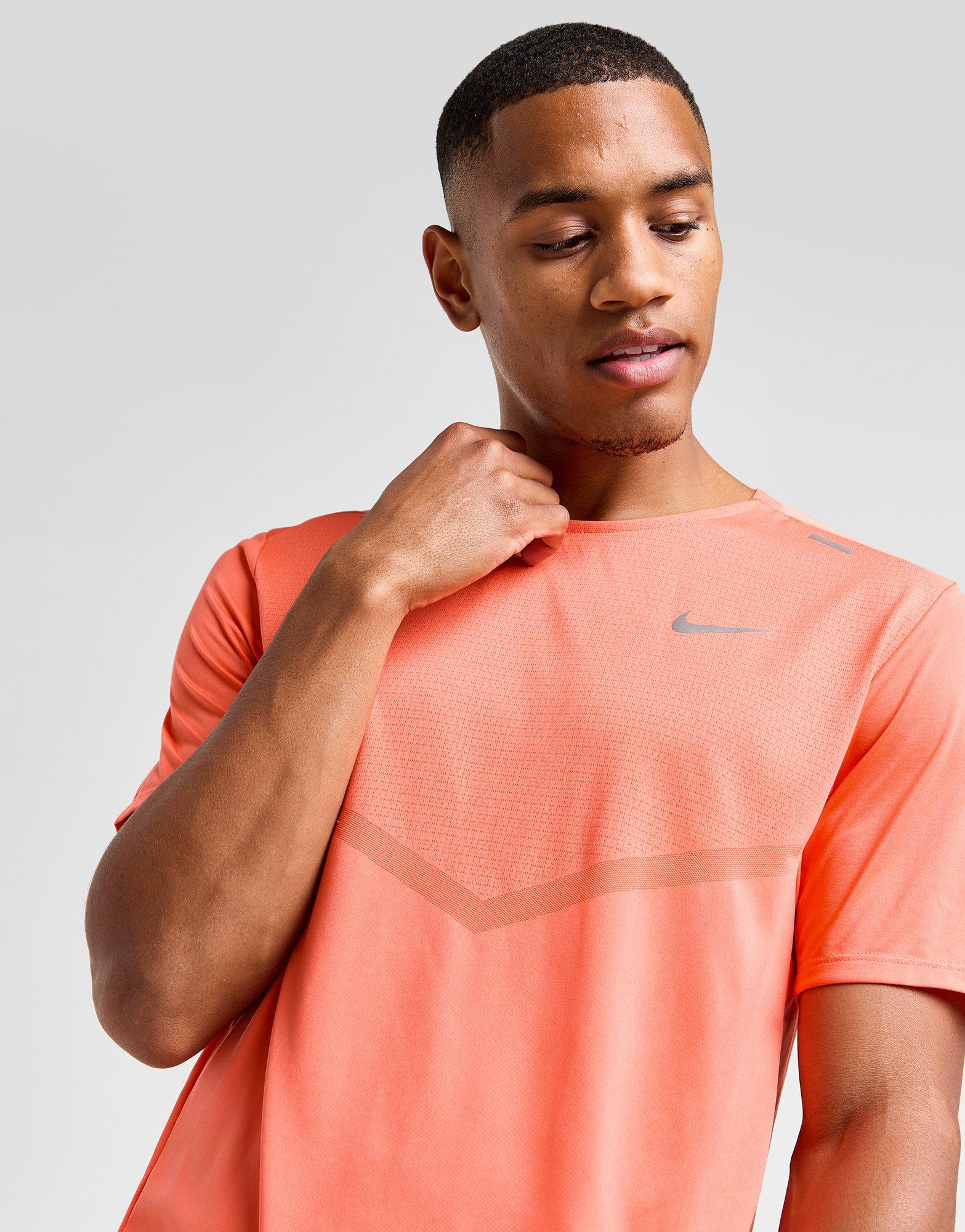 Nike Rise 365 T-Shirt