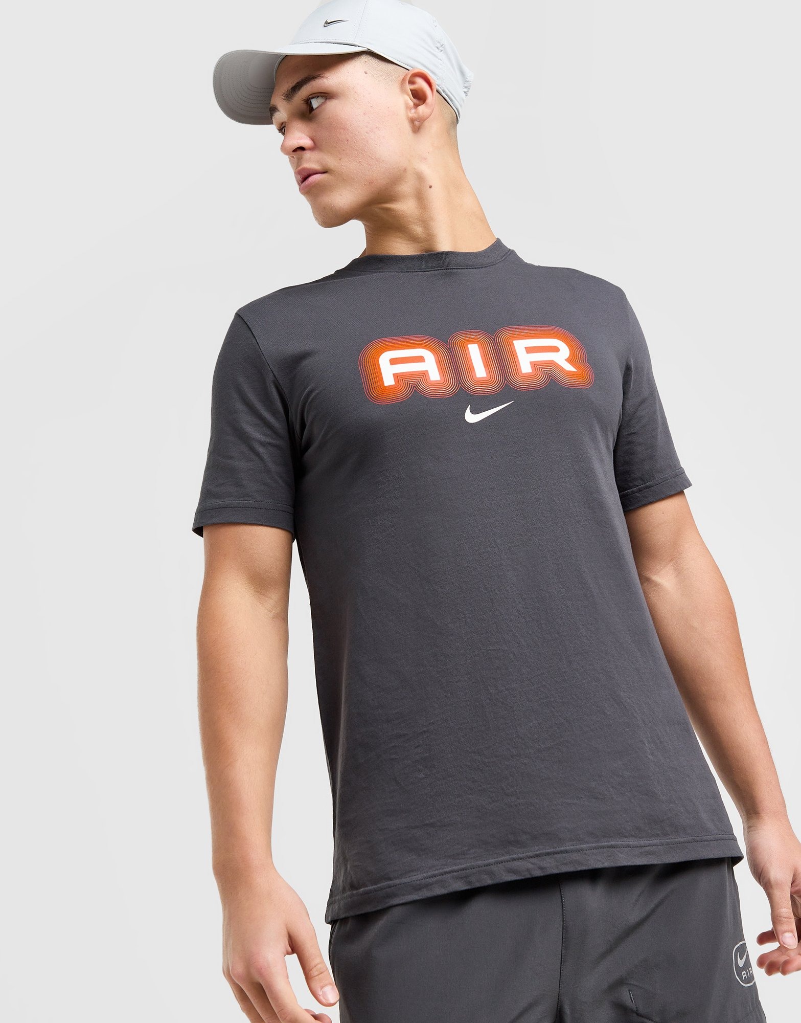 Tee shirt nike gris homme online