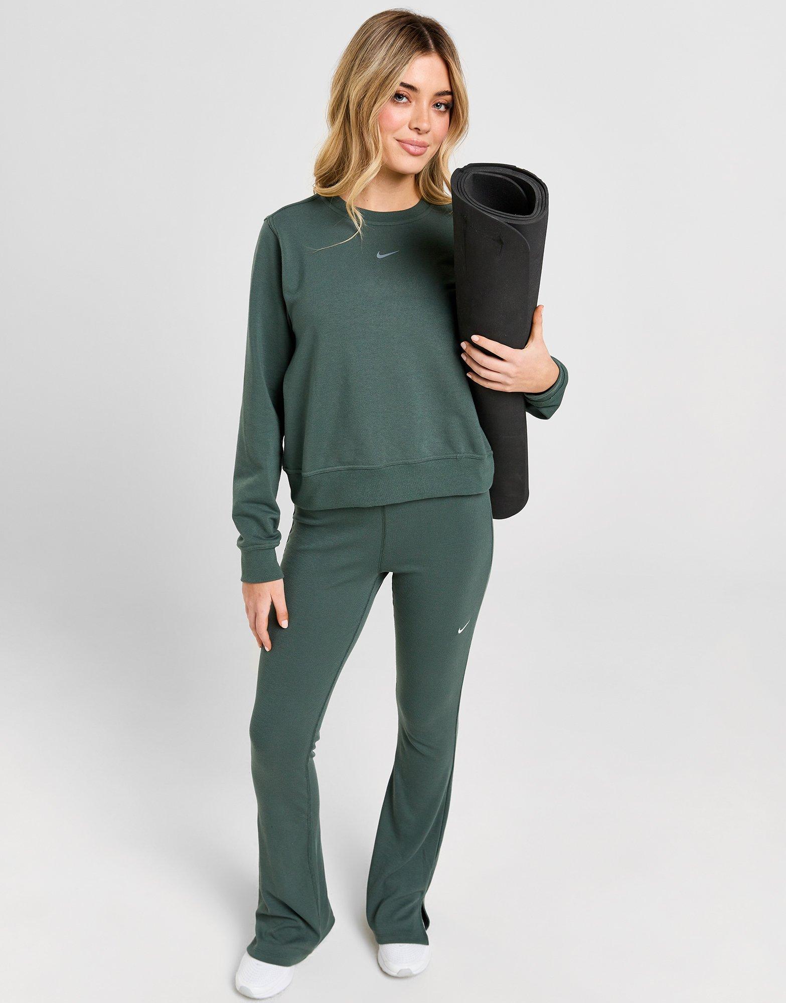 Nike Chill Knit Rib Flared Leggings