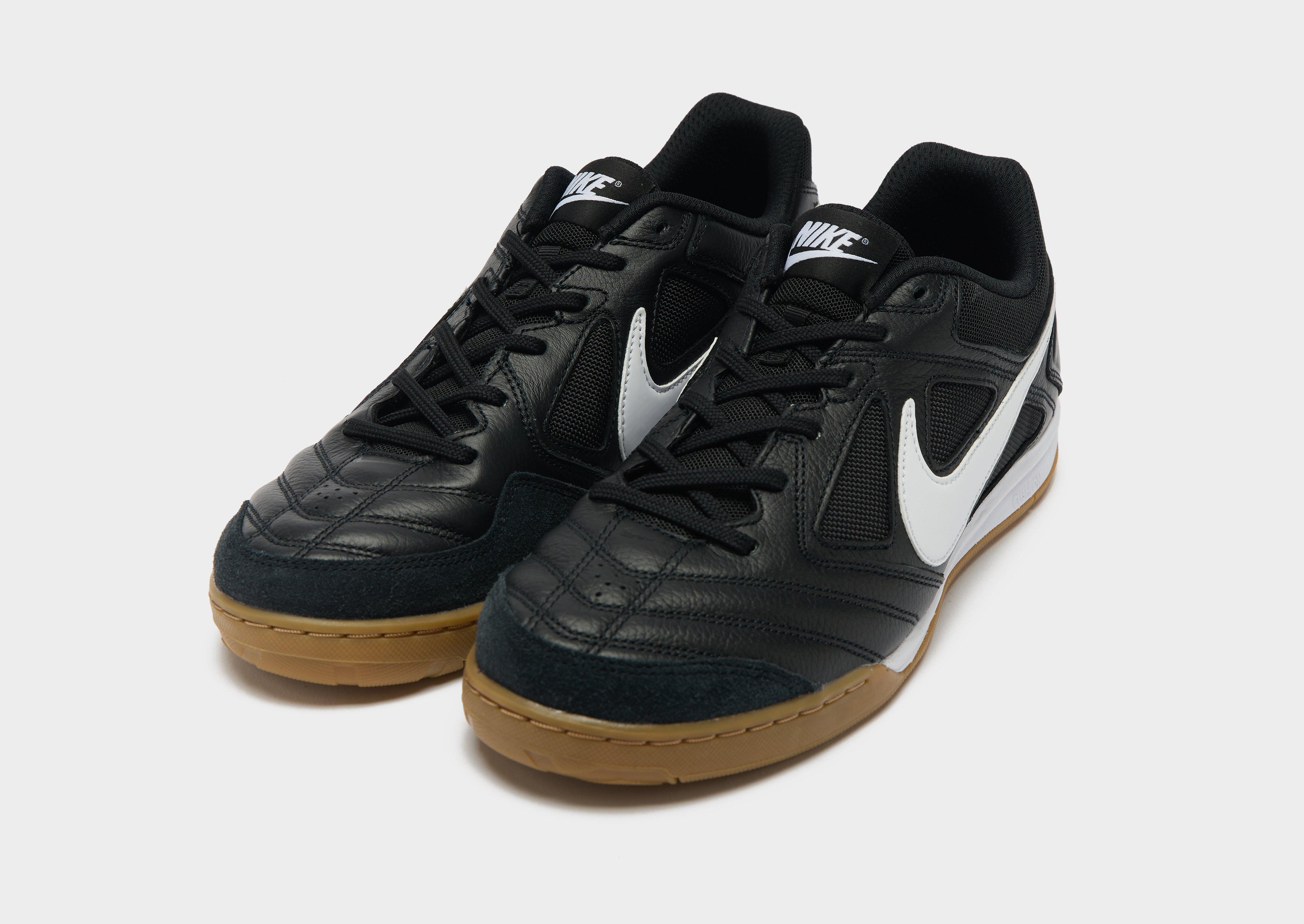 Nike Gato
