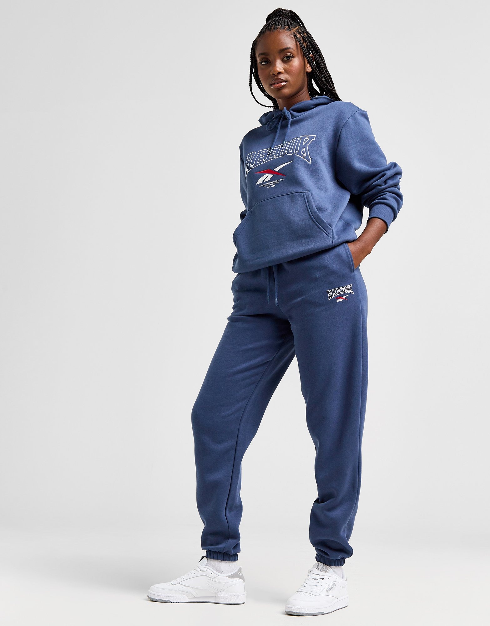 Reebok Pantaloni della Tuta Bowkers in Blu JD Sports