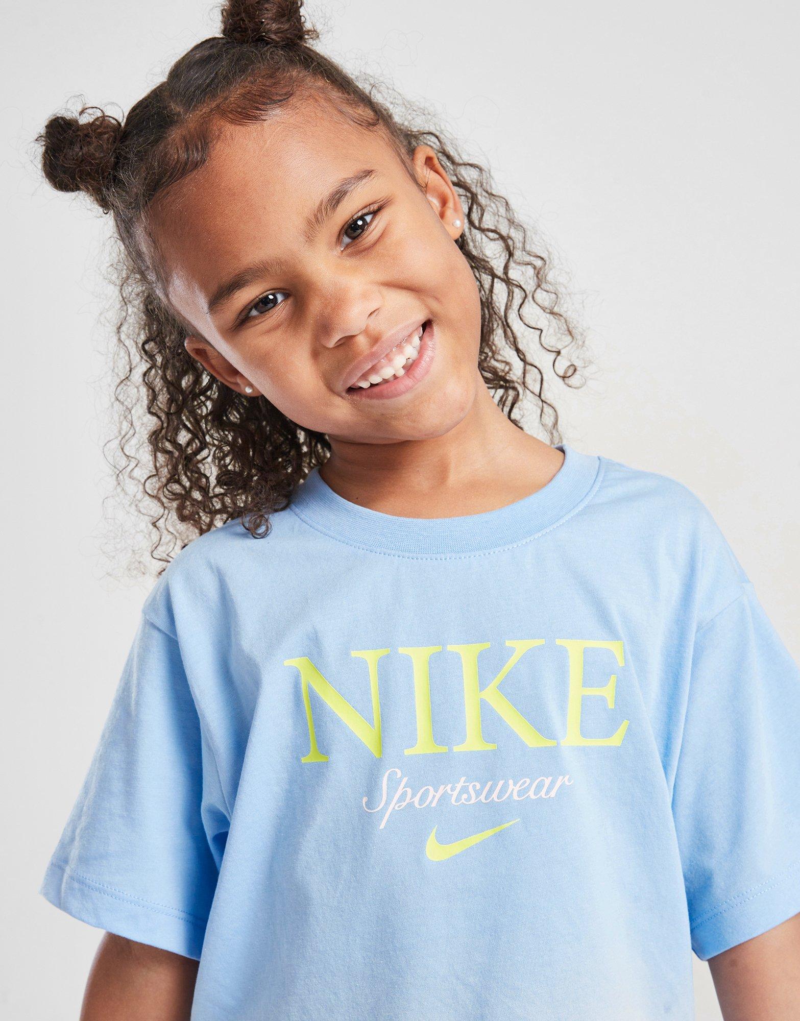 Inter T Shirt Nike Bambino Bianche Magliette Nike Nike T Shirt Bambino  Bianche Globo E-Commerce, image size:1567x2000