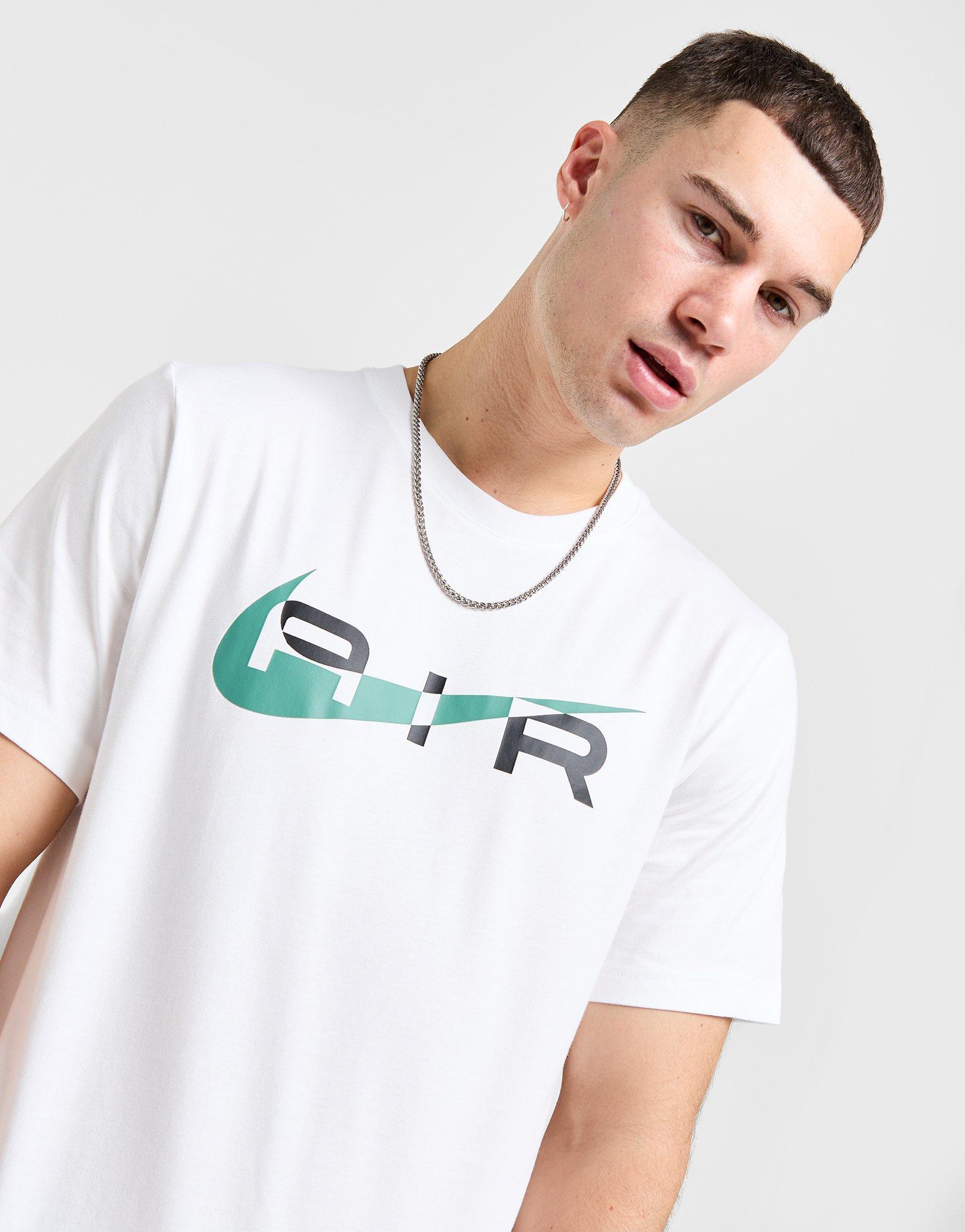 Nike Swoosh T-Shirt