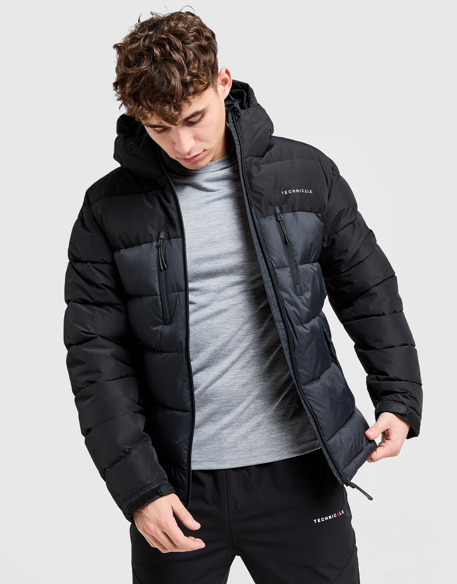 Black Technicals Reign Jacket - JD Sports Ireland