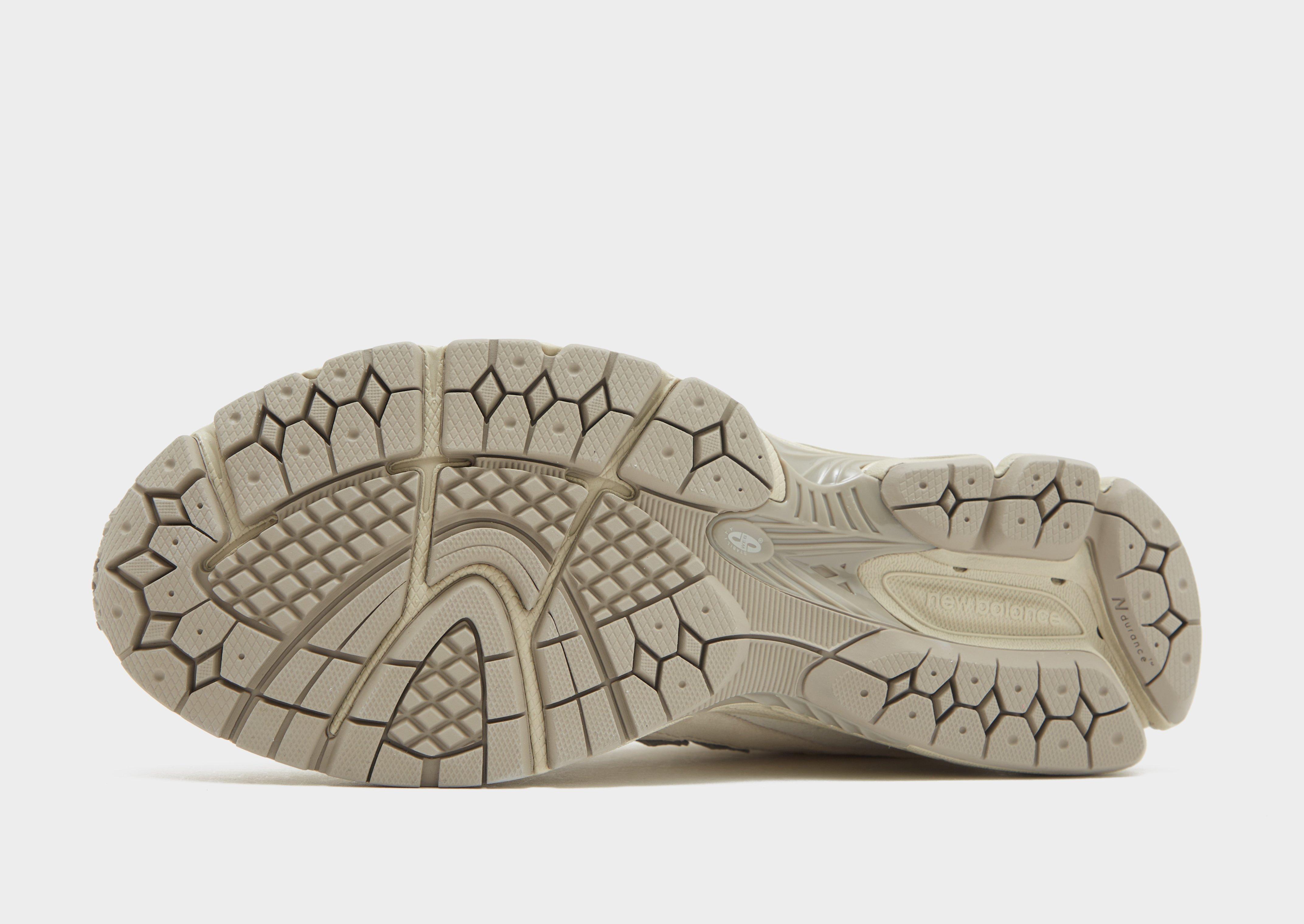 New Balance 2002R
