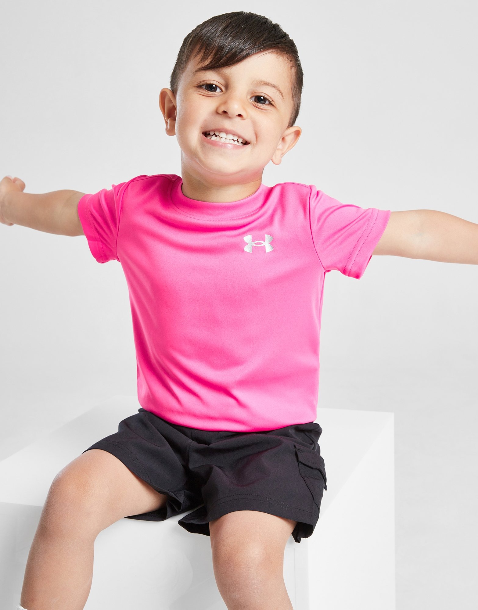 Pink Under Armour Tech T-Shirt/Woven Cargo Shorts Set Infant JD