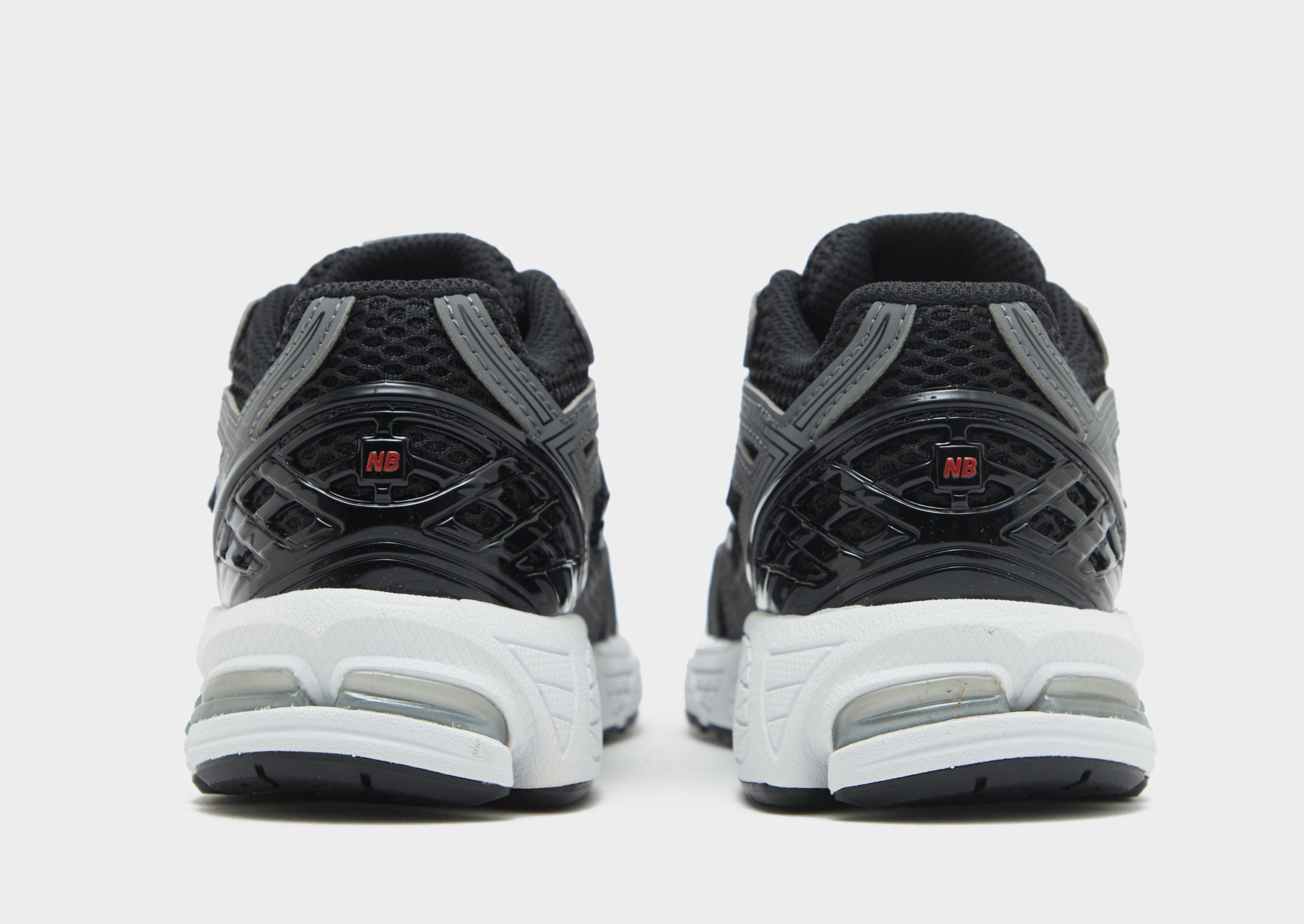 New Balance 1906 Barn