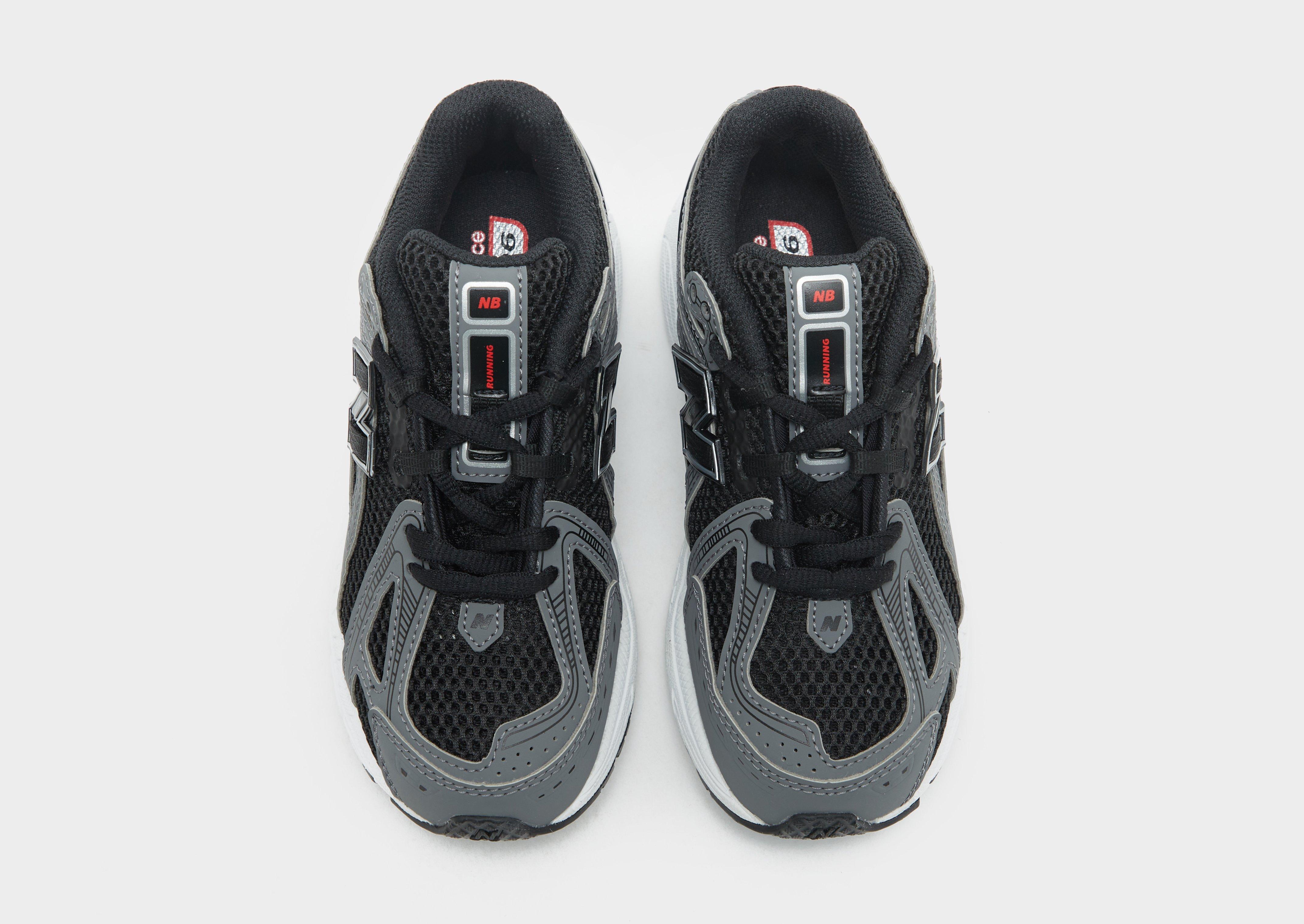 New Balance 1906 Barn