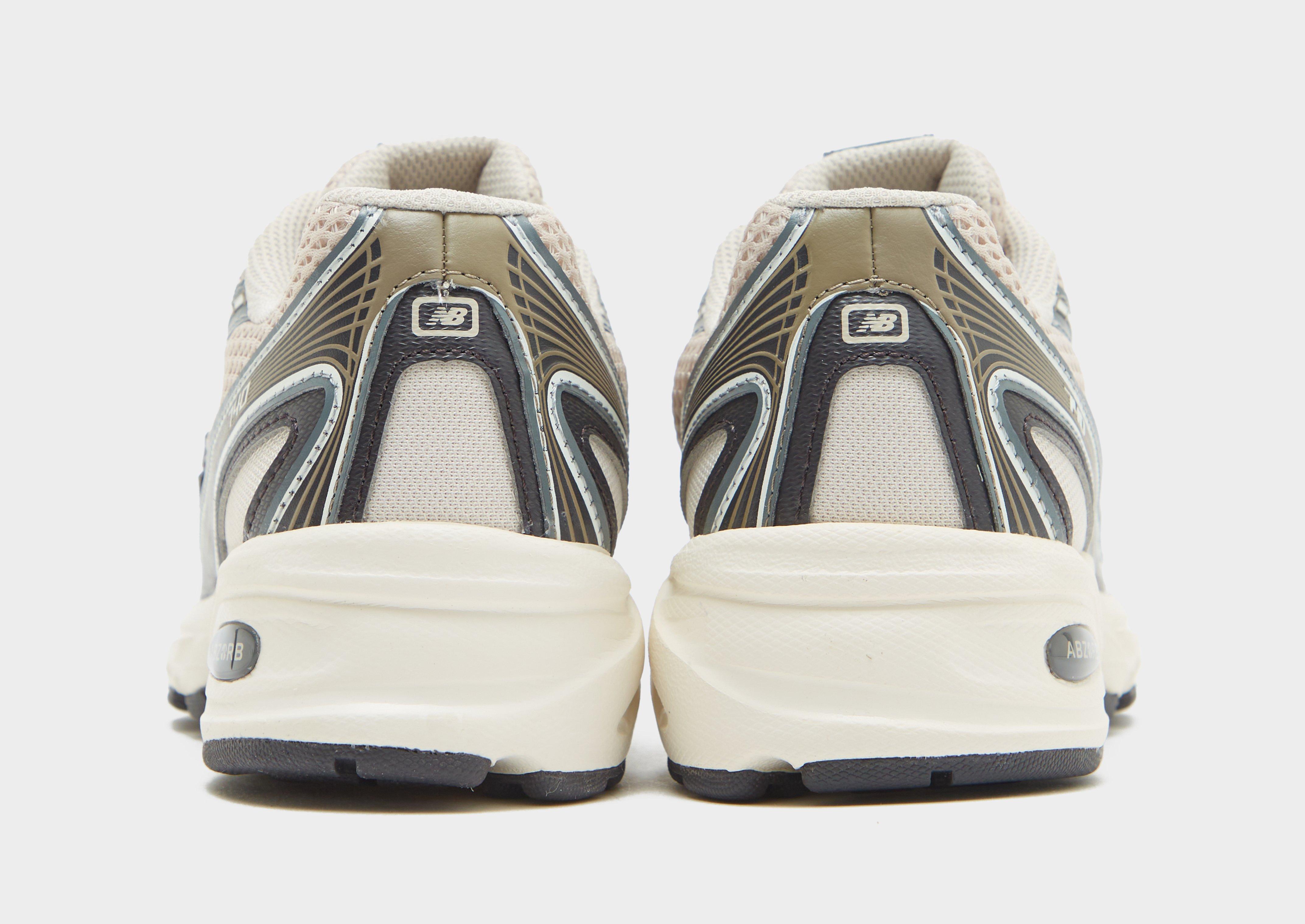 New Balance 740 Women's