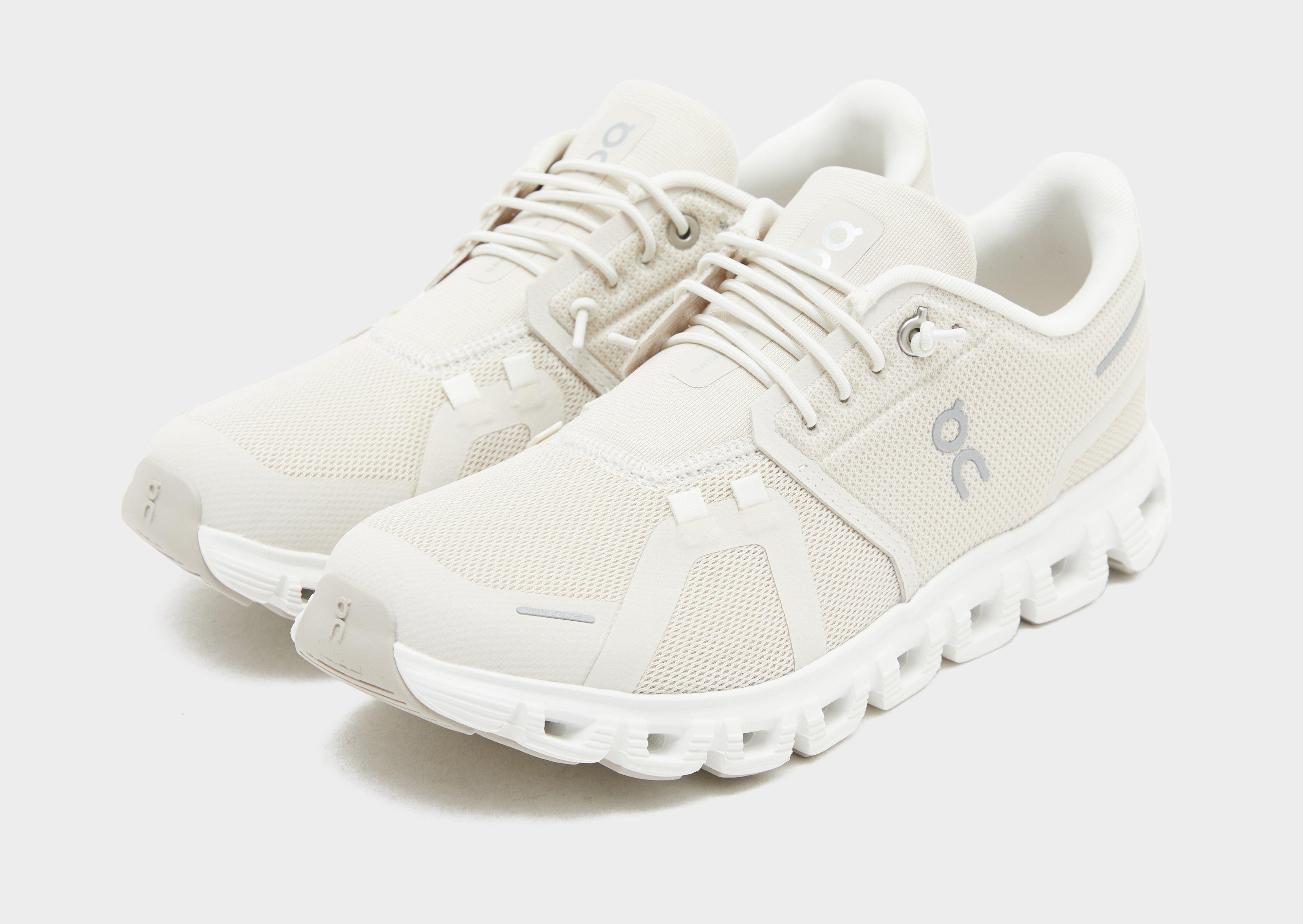 On Running Cloud 6 Naiset